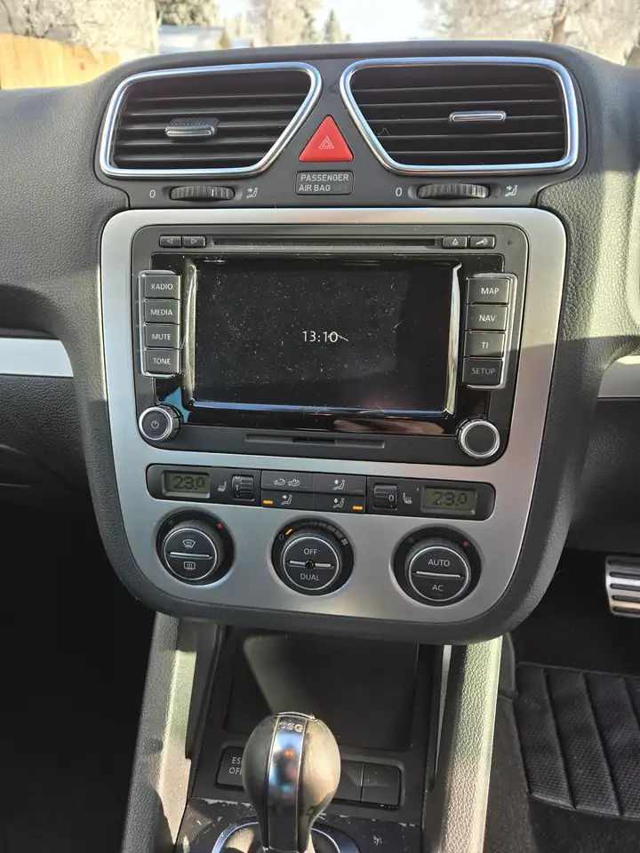 Volkswagen Scirocco снимка Volkswagen Scirocco