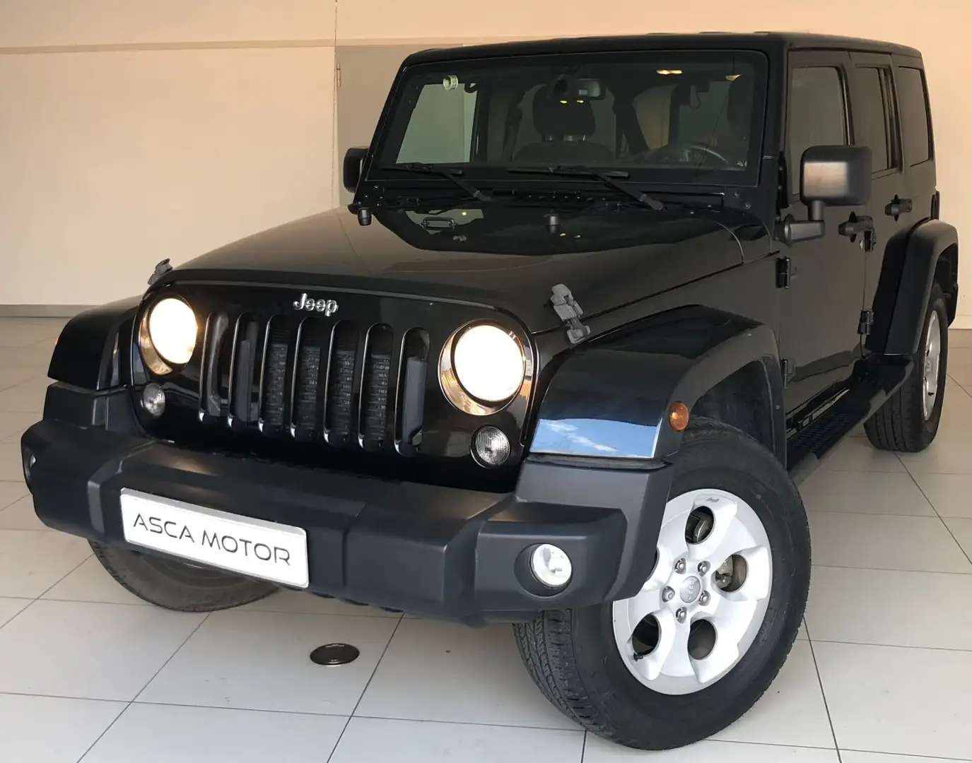 Jeep Wrangler Unlimited 2.8 CRD DPF Sahara Auto Nero - 1