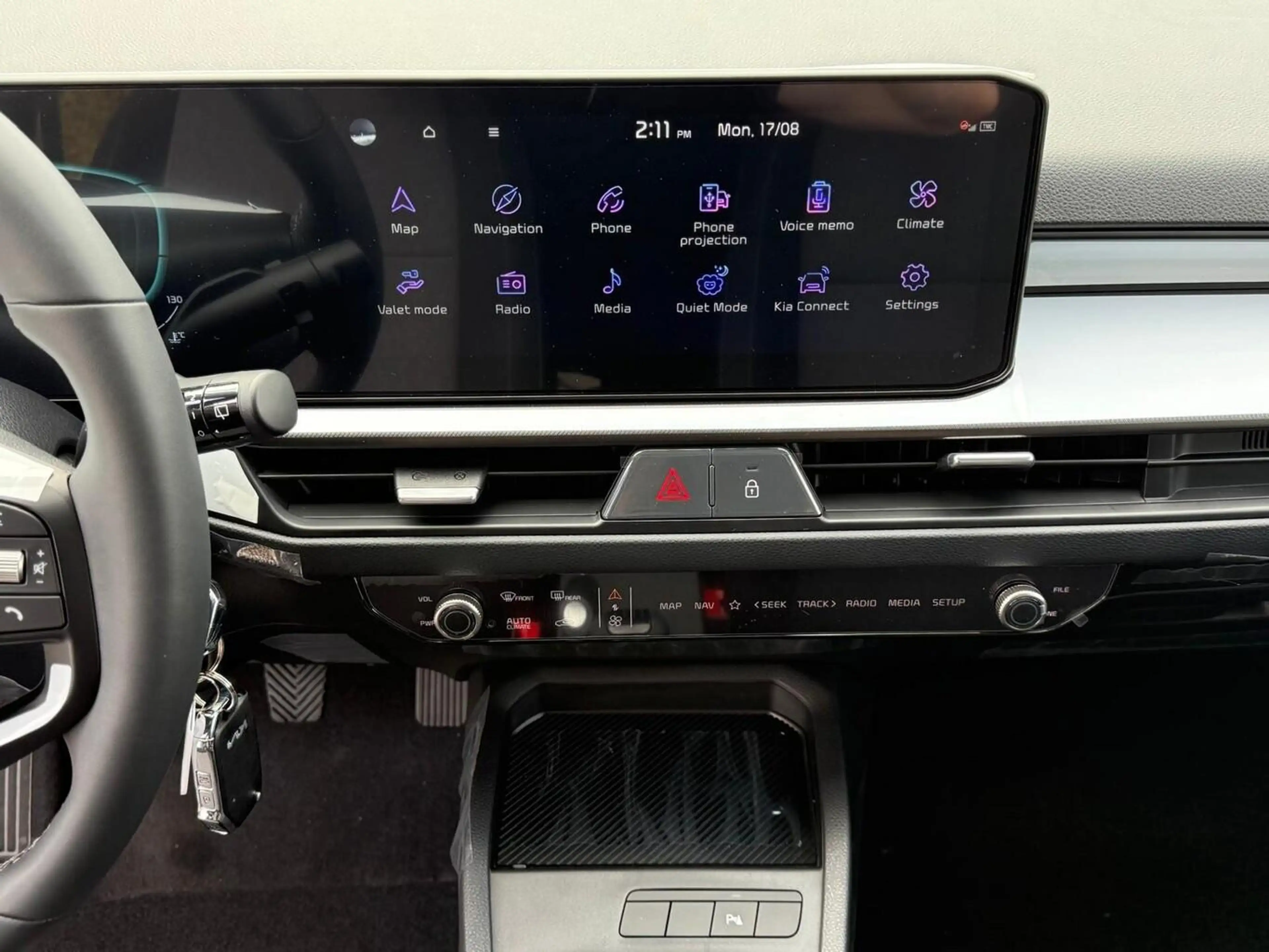 Kia Stonic MT MHEV LED PrivG Nav DigC LM16 2xPDC 84 kW (11... — photo 7