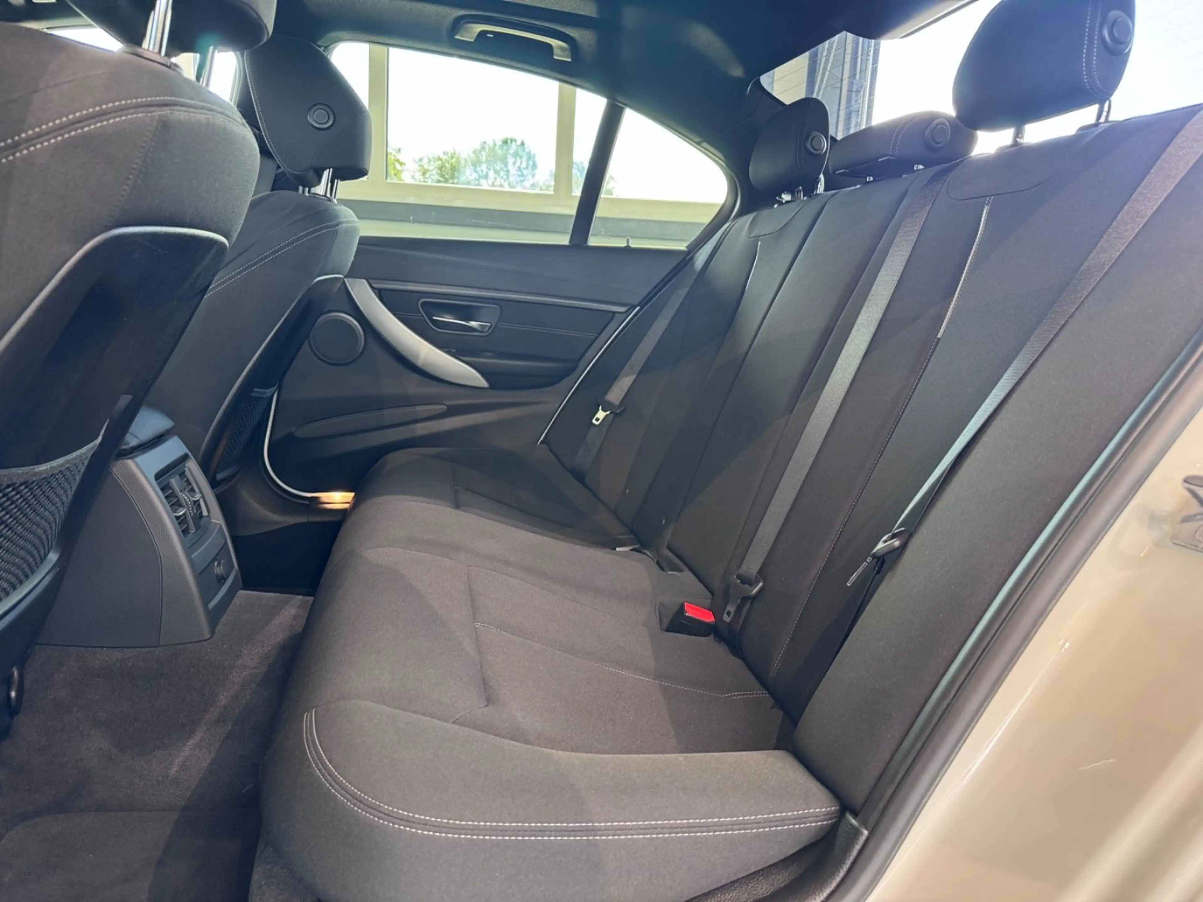 BMW 316 i 3 Limousine*PDC*SHZ*XENON*NAVI* — photo 14