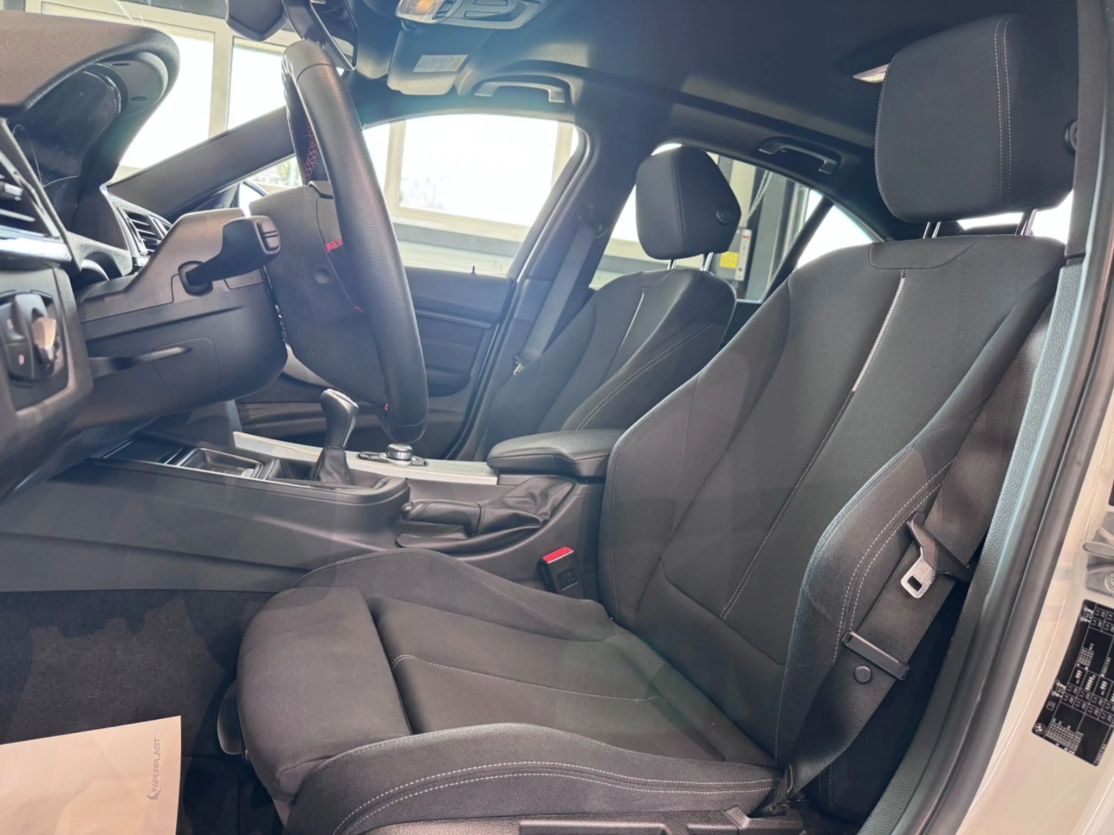BMW 316 i 3 Limousine*PDC*SHZ*XENON*NAVI* — photo 12