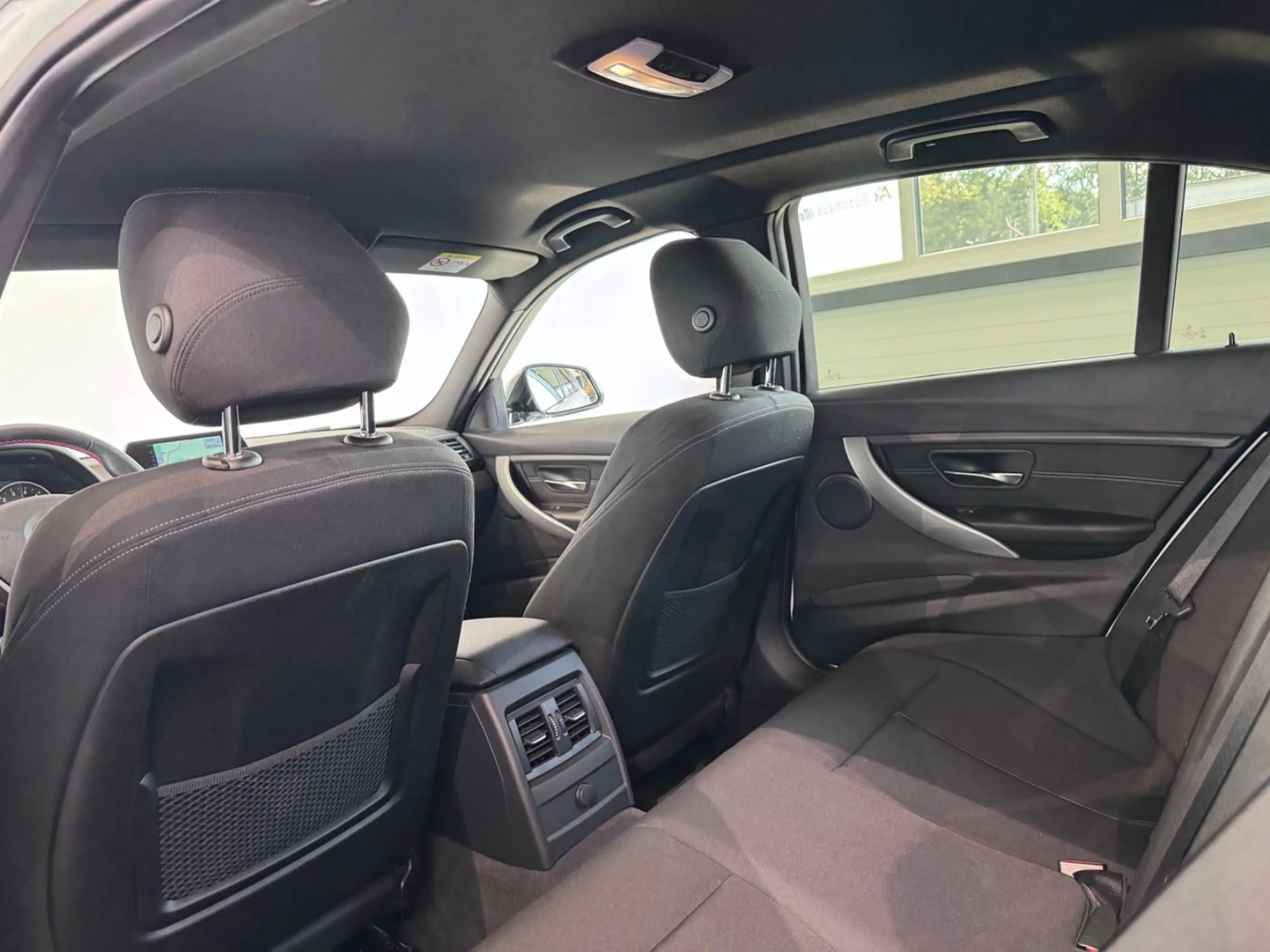 BMW 316 i 3 Limousine*PDC*SHZ*XENON*NAVI* — photo 15