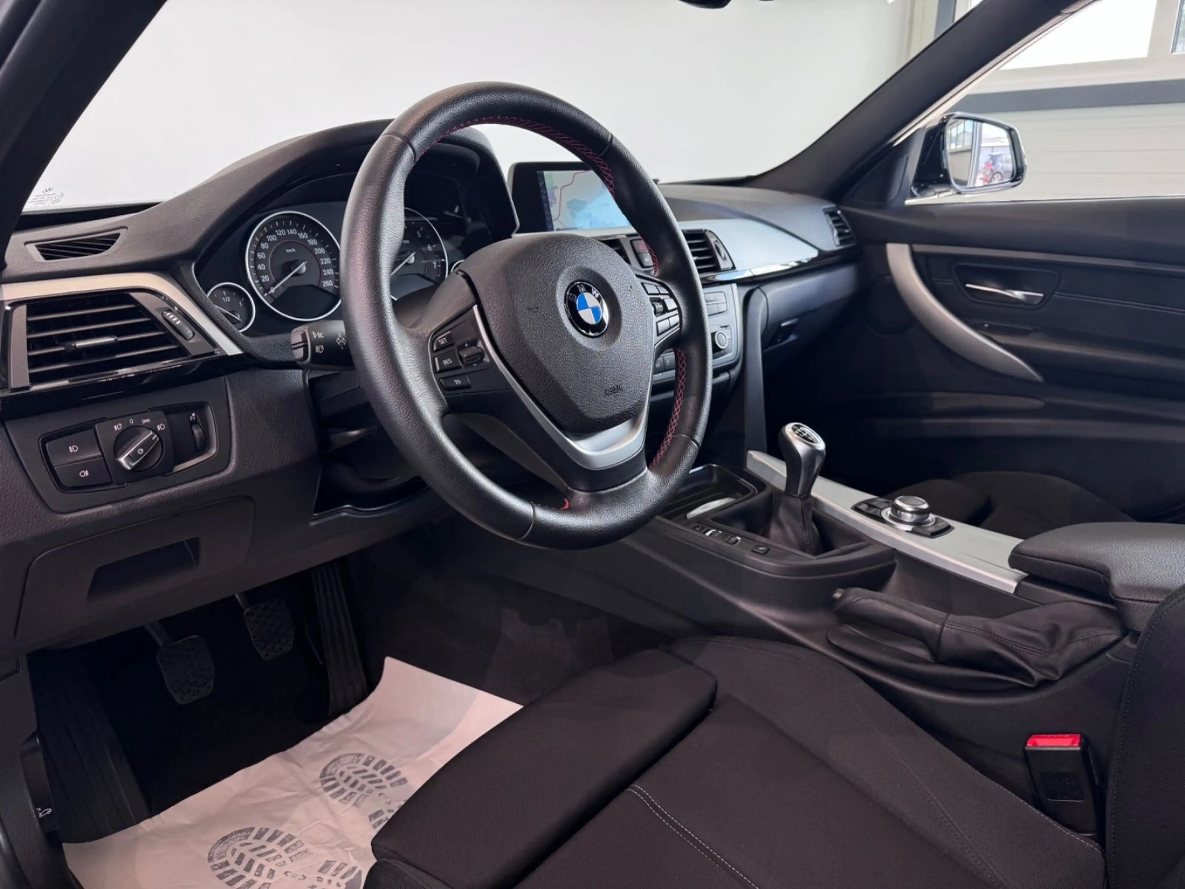 BMW 316 i 3 Limousine*PDC*SHZ*XENON*NAVI* — photo 13