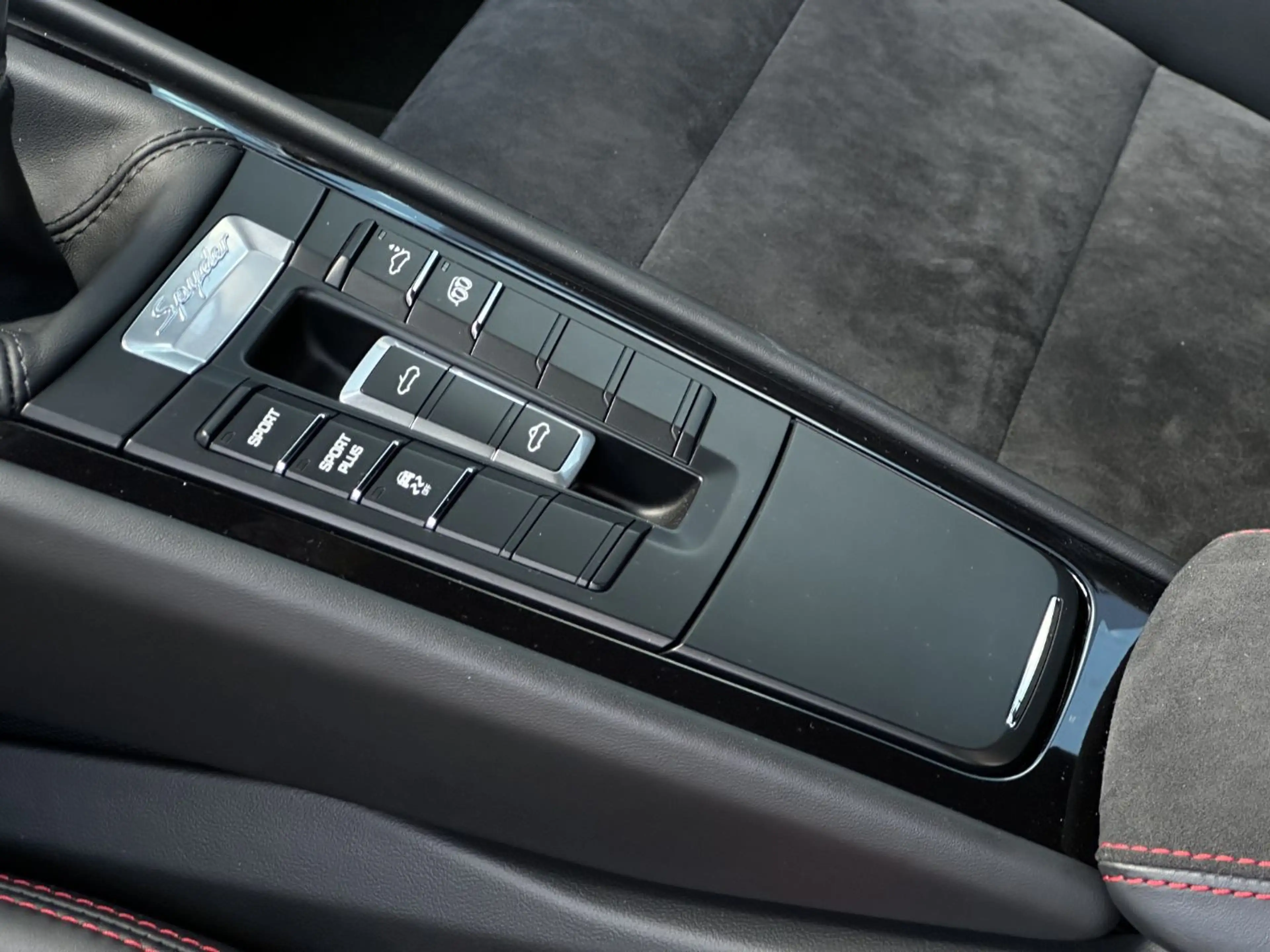 Porsche Boxster Spyder 718 981 Bi-Xenon BOSE Sportsitze — photo 12