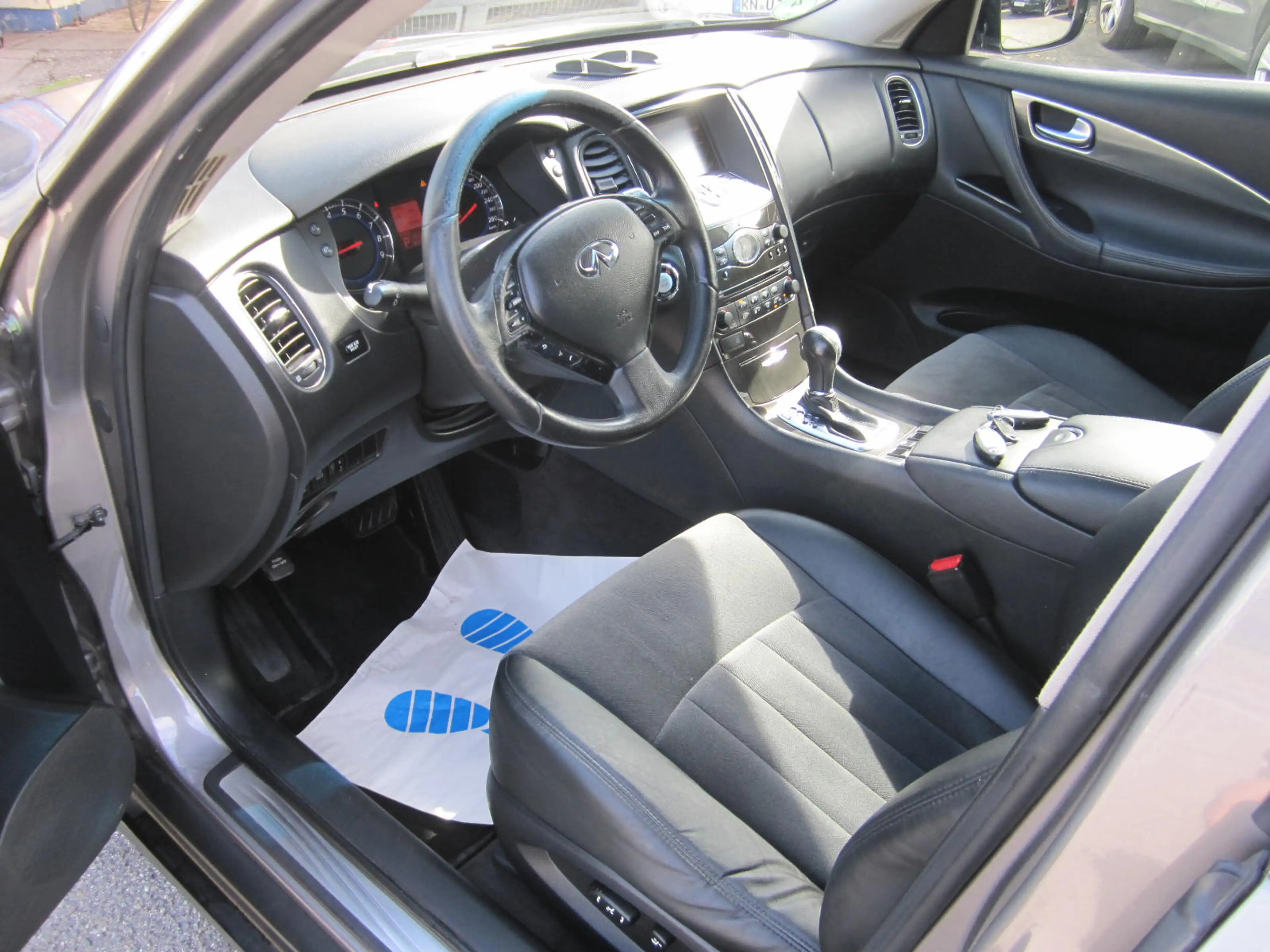 Infiniti EX37 GT Premium ~ Allrad ~ Navi ~ Automatik — photo 6