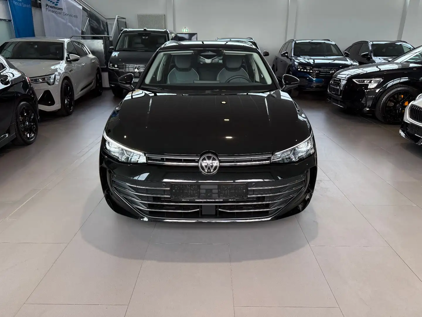 Volkswagen Passat Variant Passat 2.0 TDI DSG Business AID/ACC/LED/360°/AHK Noir - 2