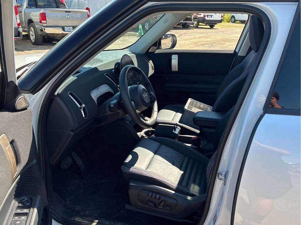 2026 MINI Countryman Cooper S ALL4 | Leather | Pano Roof | Heated Seats — photo 1