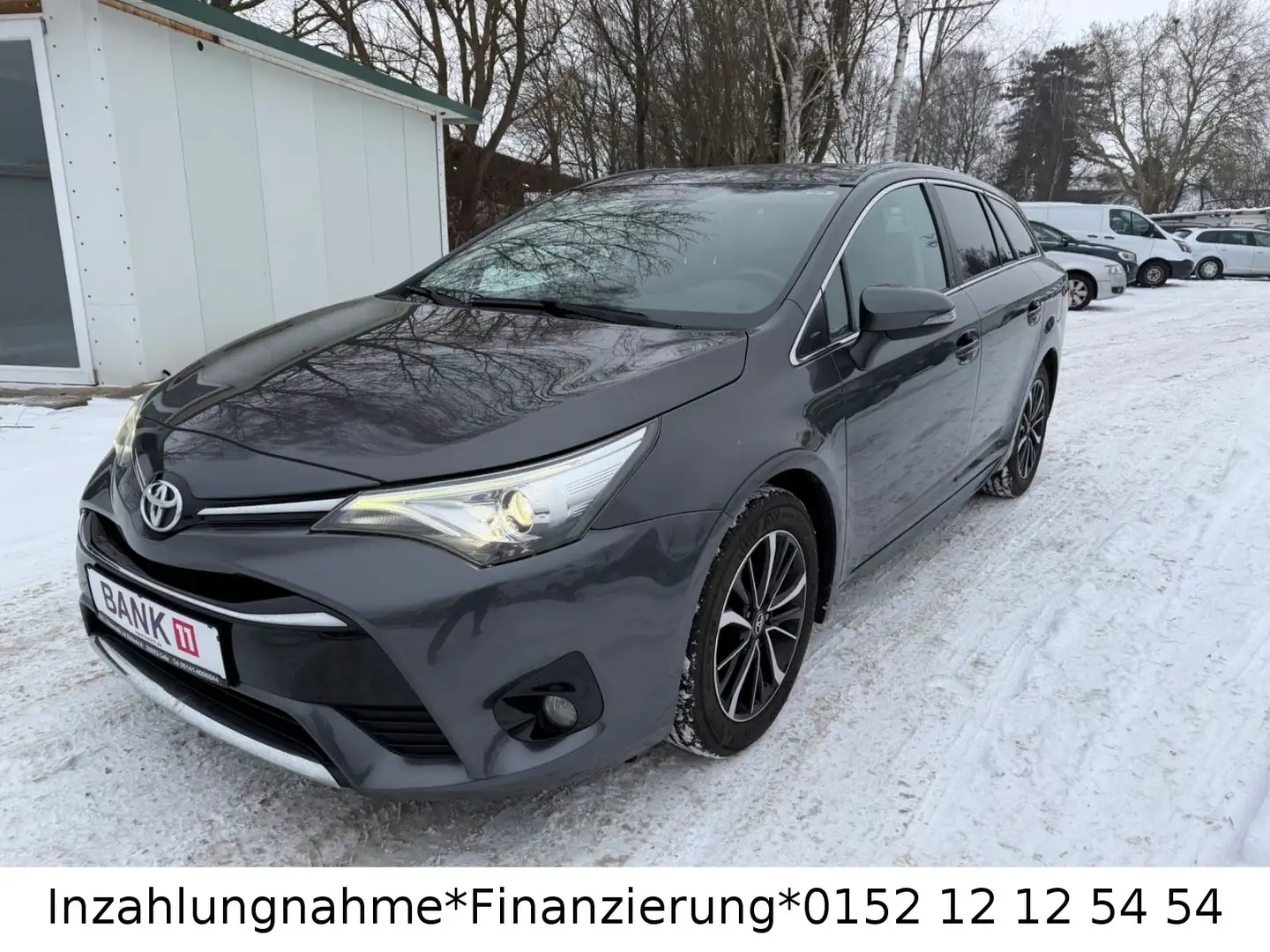 Toyota Avensis Touring Sports Team D Gris - 2