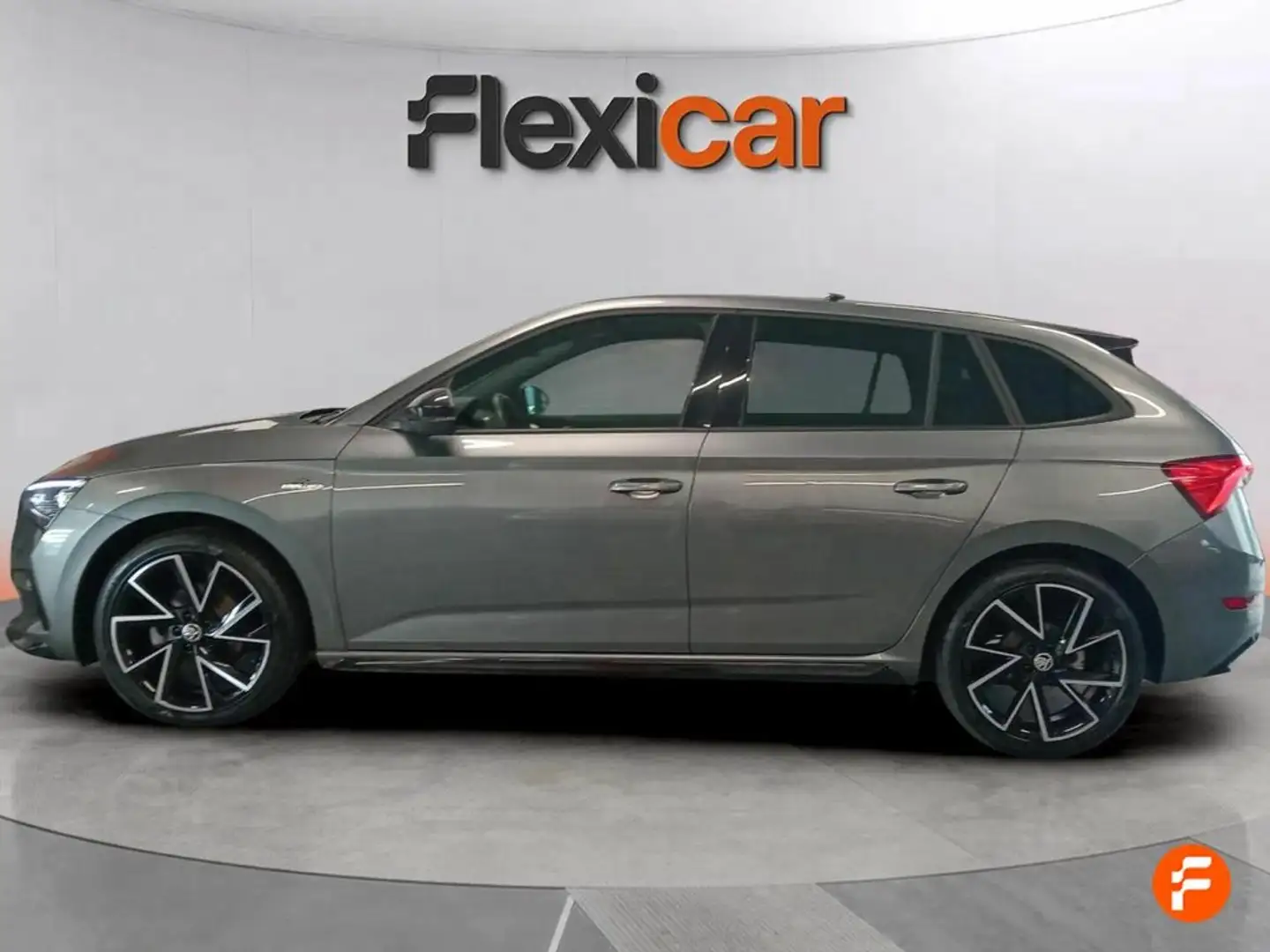 Skoda Scala 1.5 TSI 110 KW (150 CV) Montecarlo Amarillo - 2
