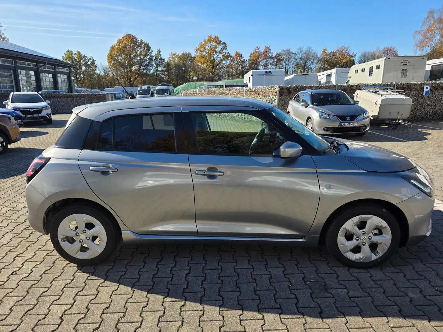 Suzuki Swift SWIFT 1.2 Dualjet Comfort CVT Hybrid | Automatik Silber - 2