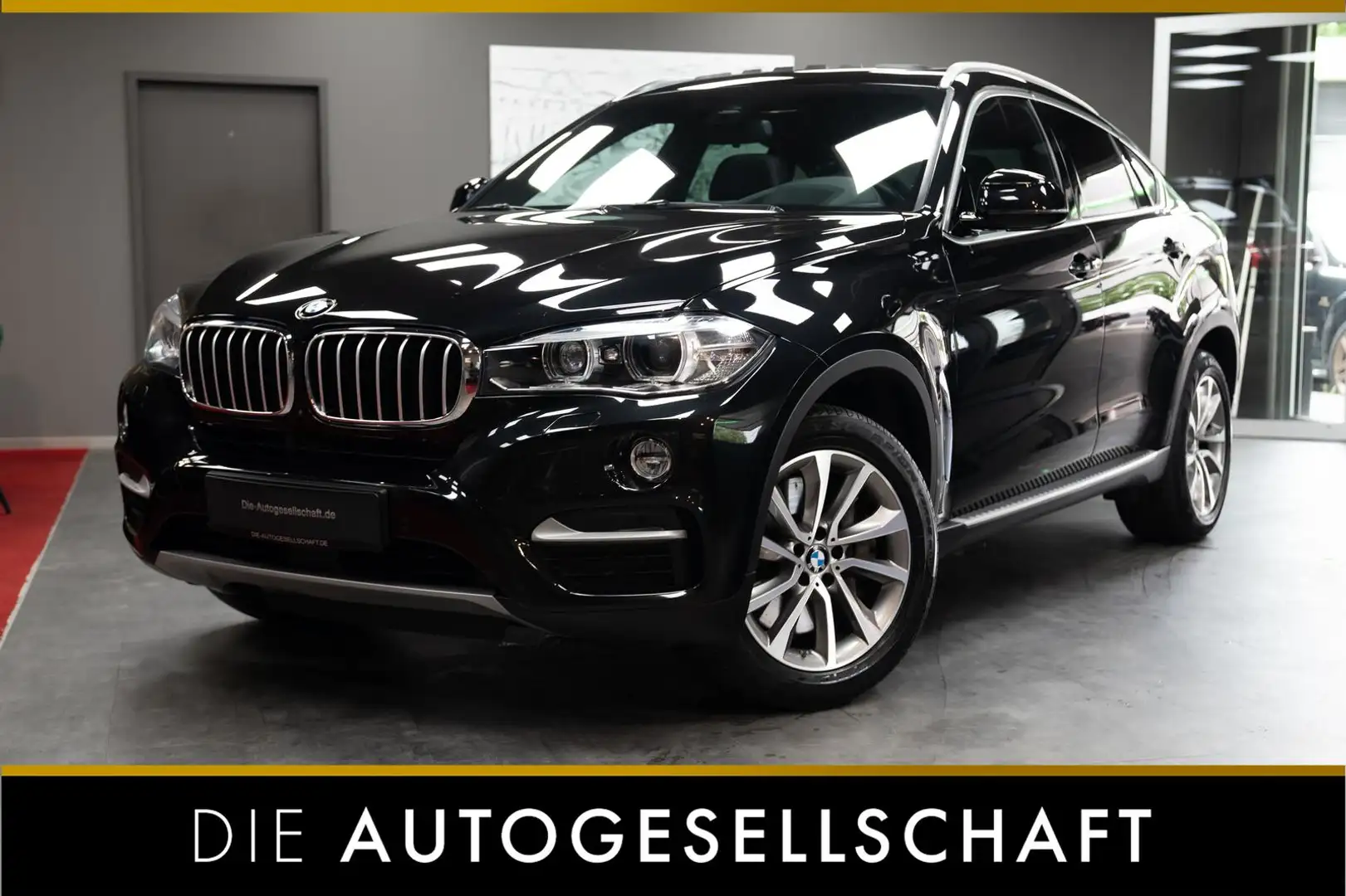 BMW X6 xDrive 50 i *XENON*HUD*NAVI*MEMORY*AHK*2.HD* Schwarz - 1