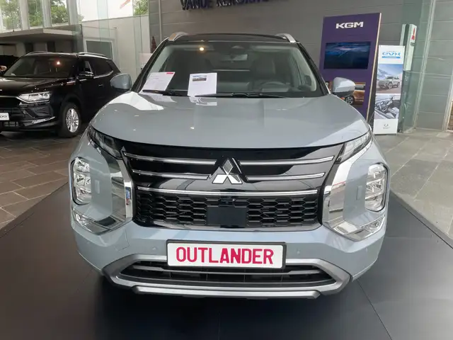 Mitsubishi Outlander PHEV 2.4 TOP*360CAMERA*SCHUIFDAK*20DUIM*
