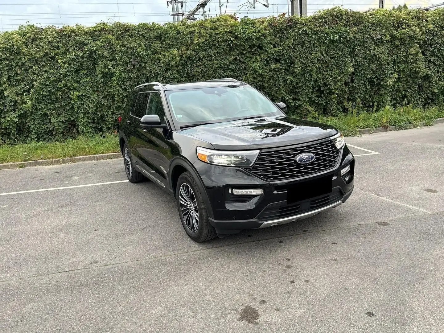 Ford Explorer Limited Чёрный - 1