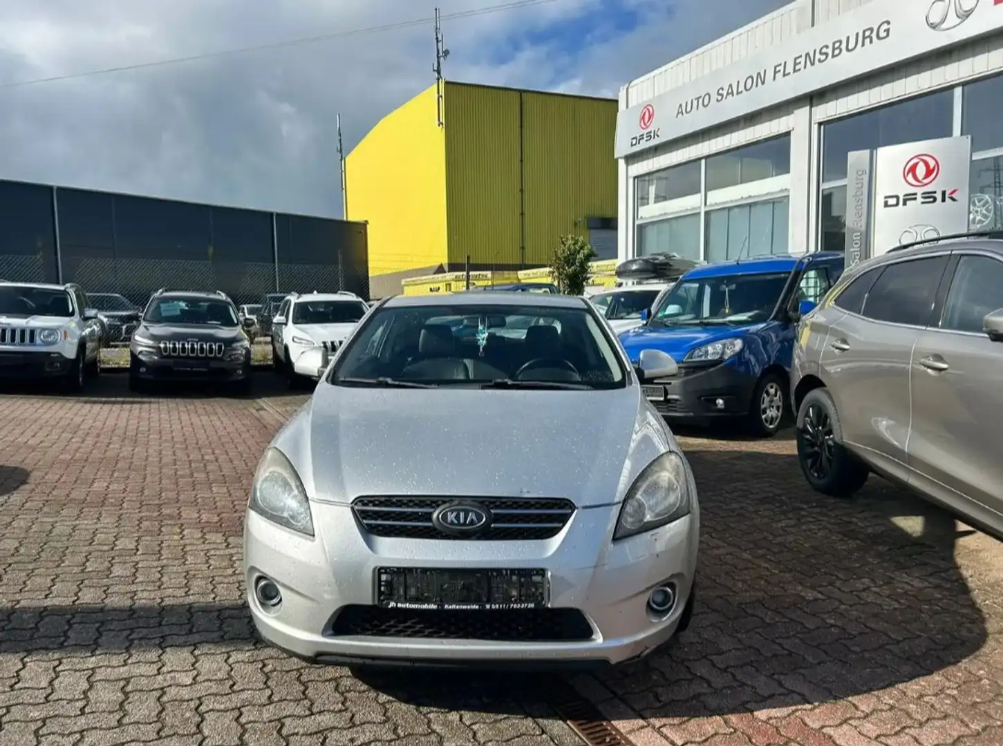 Kia Ceed / cee'd LX*Sitzheizung*Klima*AHK*verkauf im Zustand Grau - 2