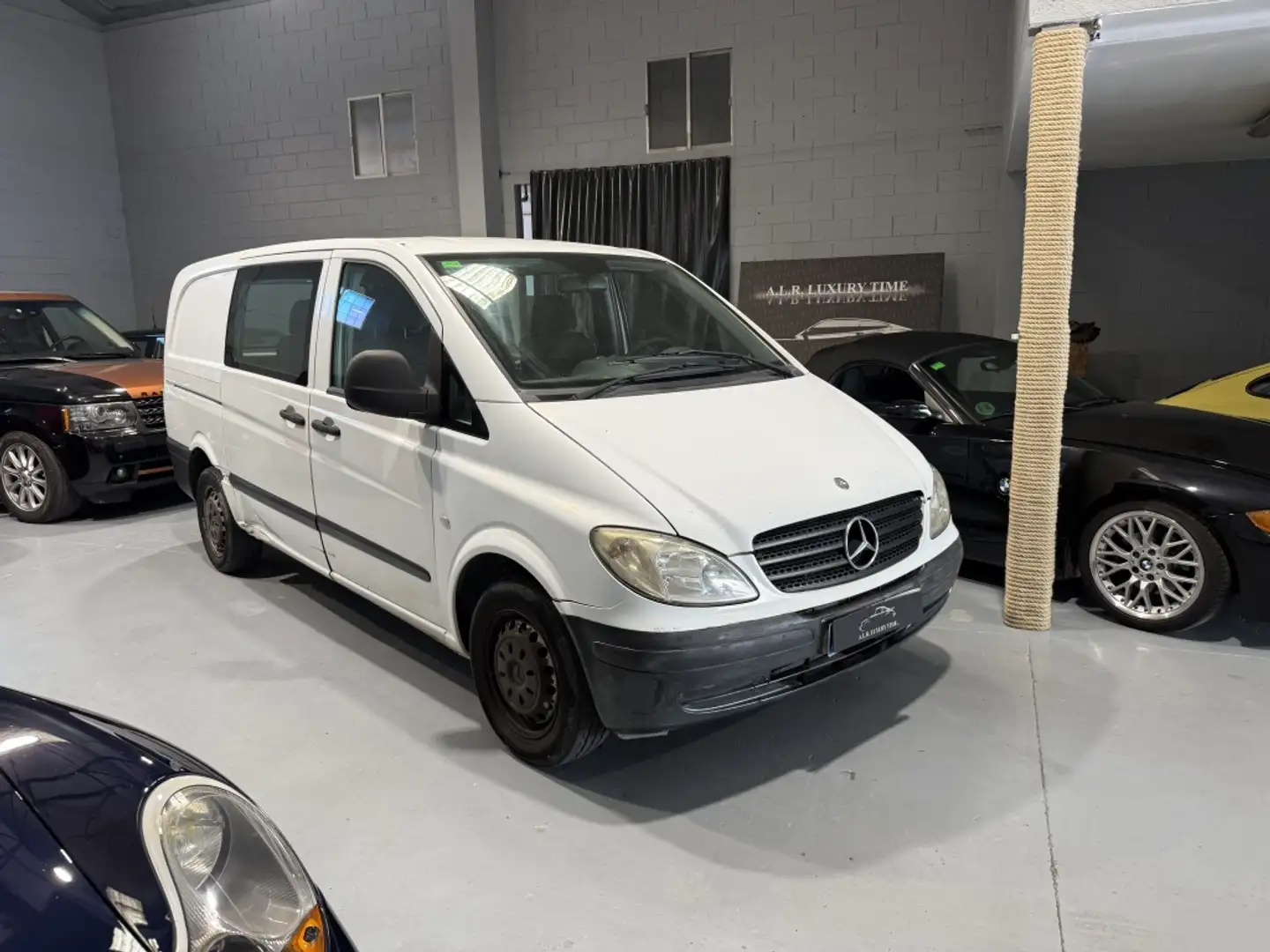 Mercedes-Benz Vito 111CDI L Extralarga Blanco - 2