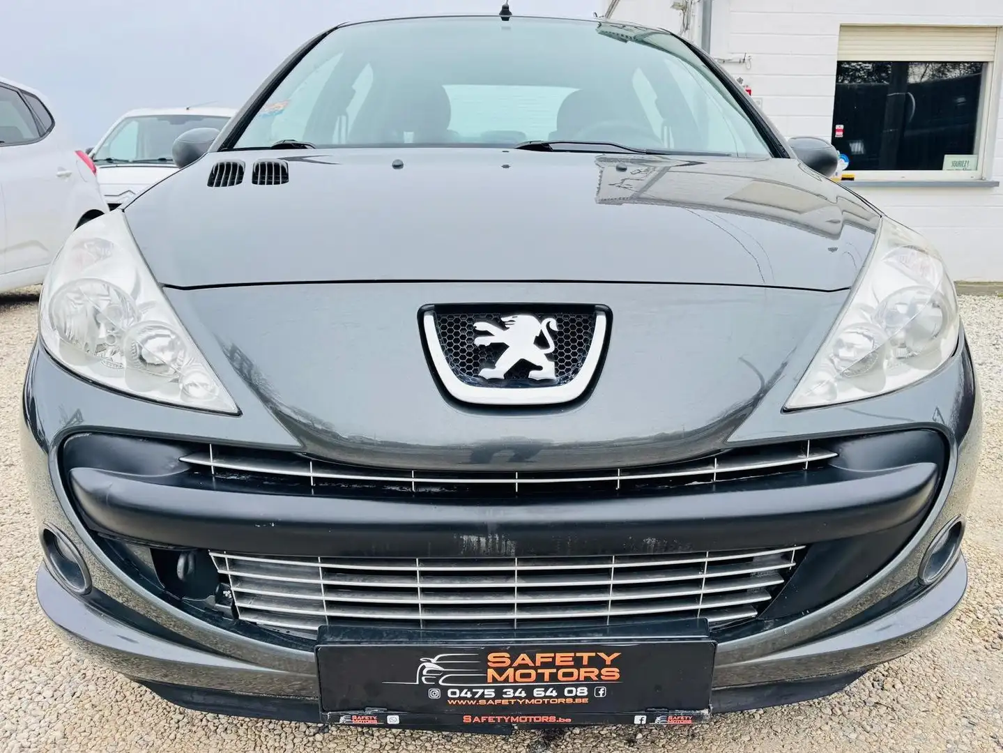Peugeot 206 206+ 1.4 HDi Generation 5portes airco garantie 1an Grijs - 2