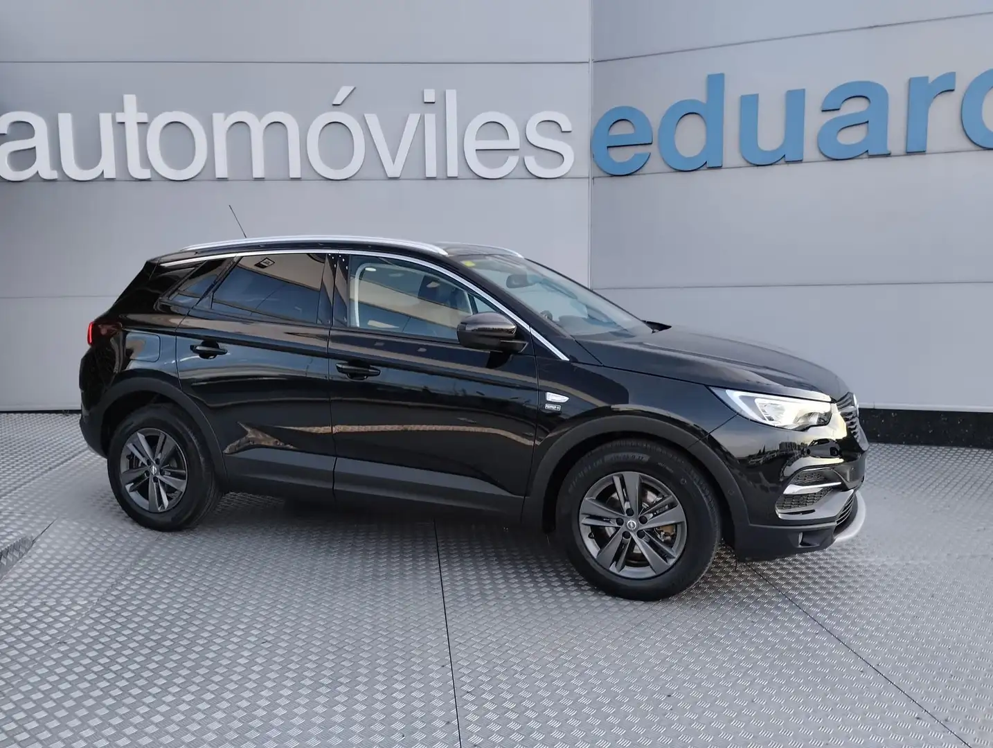 Opel Grandland X 1.5 CDTi 130cv 2020 Negro - 1