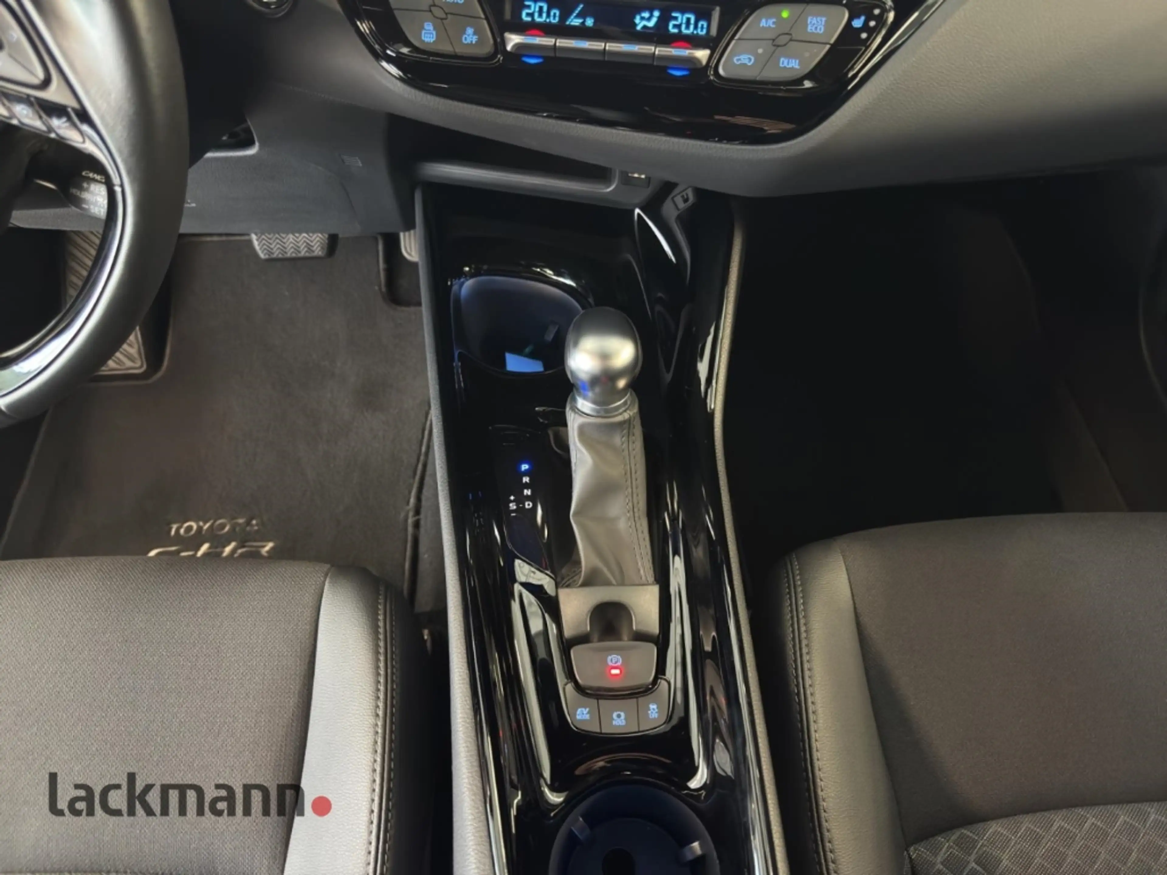 Toyota C-HR Hybrid Team D LED Navi ACC Sitzheizung Lenkradheiz — photo 11