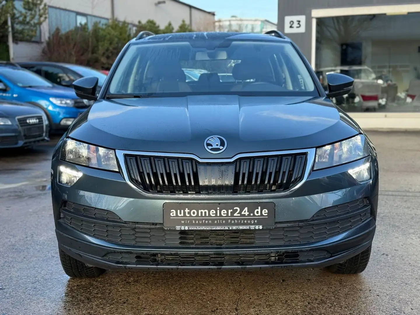 Skoda Karoq Active Gris - 2