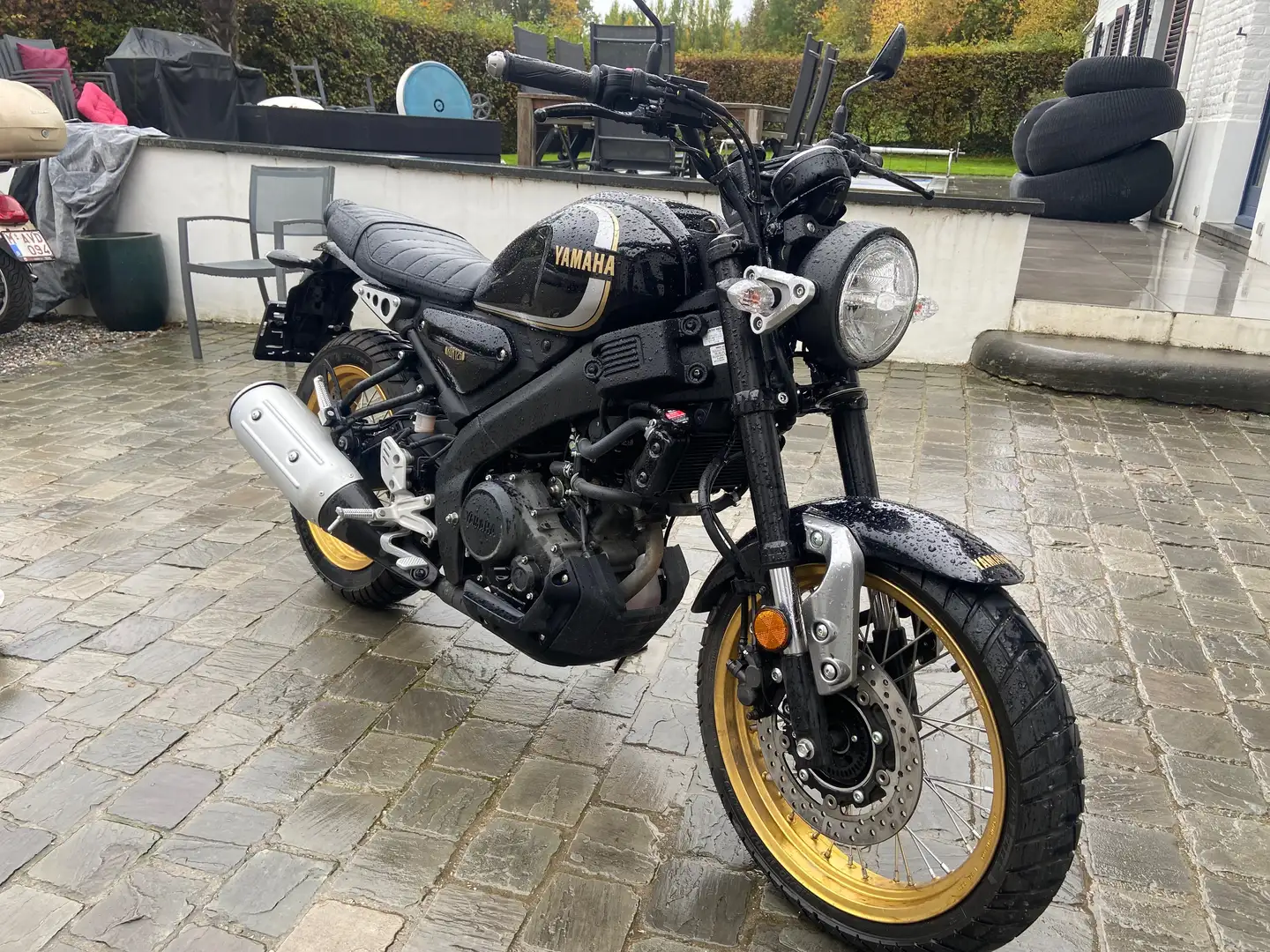 Yamaha XSR 125 Noir - 1