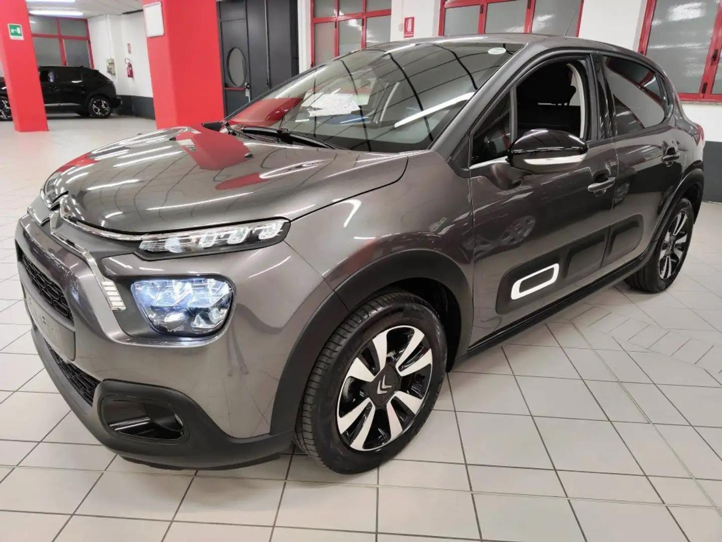 Citroen C3 1.2 110cv EAT6 Max Cambio Automatico "SUPER PROMO" Grigio - 1