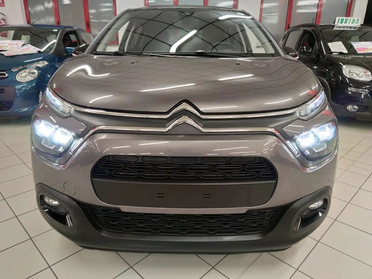 Citroen C3 1.2 110cv EAT6 Max Cambio Automatico "SUPER PROMO" Grigio - 2