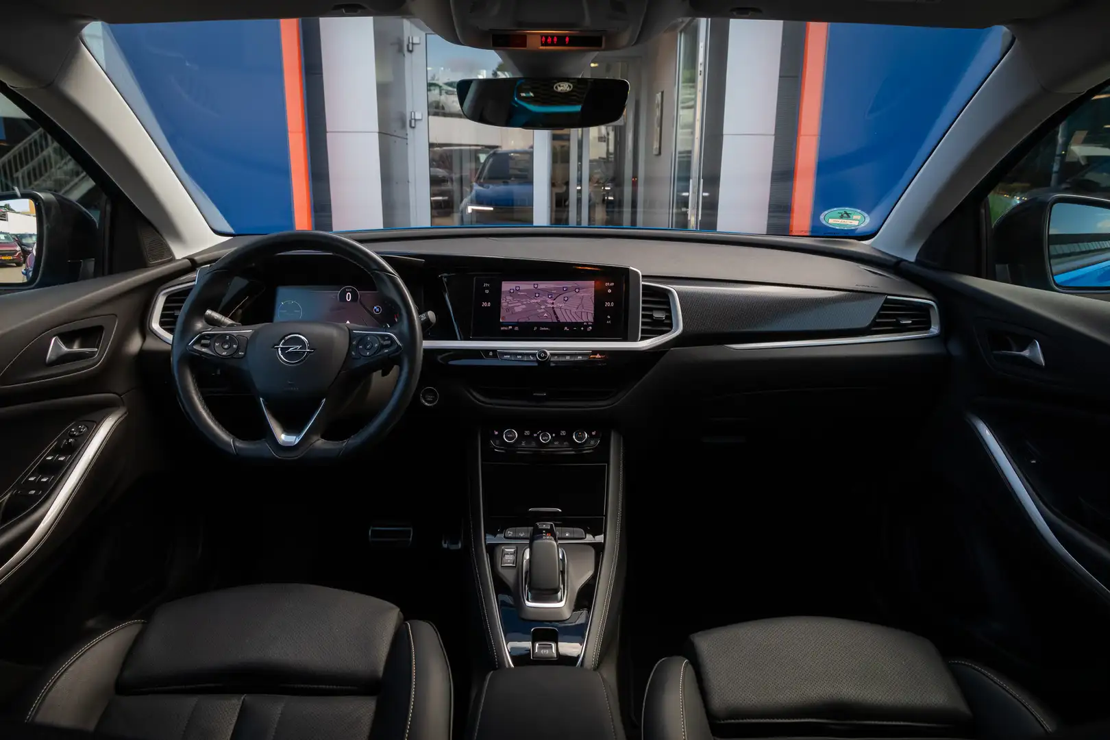 Opel Grandland 1.6 Turbo Plug-In Hybrid Ultimate | Trekhaak | Cru Blauw - 2