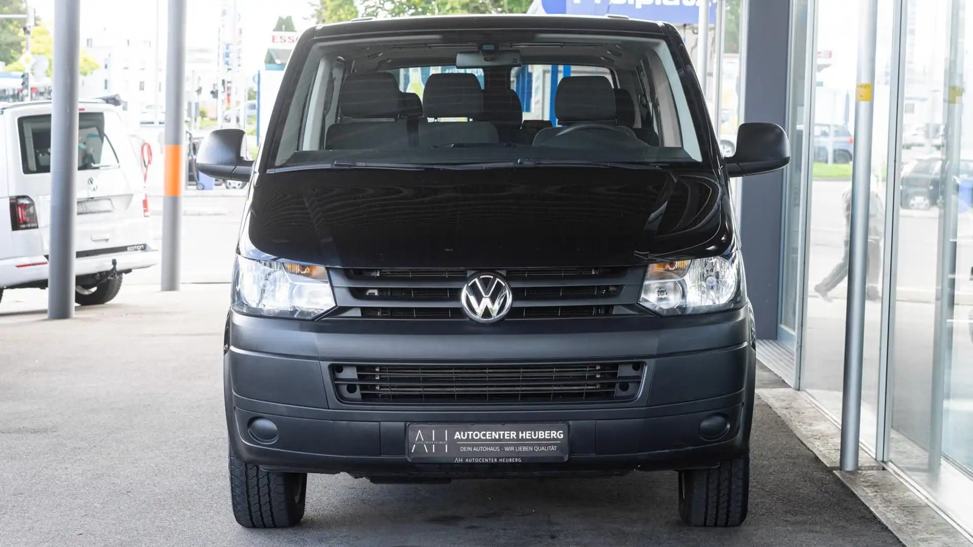 Volkswagen T5 Caravelle *9-SITZER*KLIMA*TÜV 04.2027* Schwarz - 2