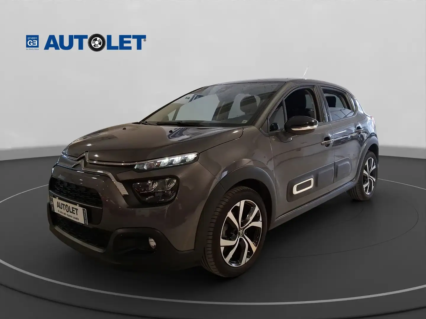 Citroen C3 C3 III 2017 1.2 puretech Shine Pack s Grijs - 1