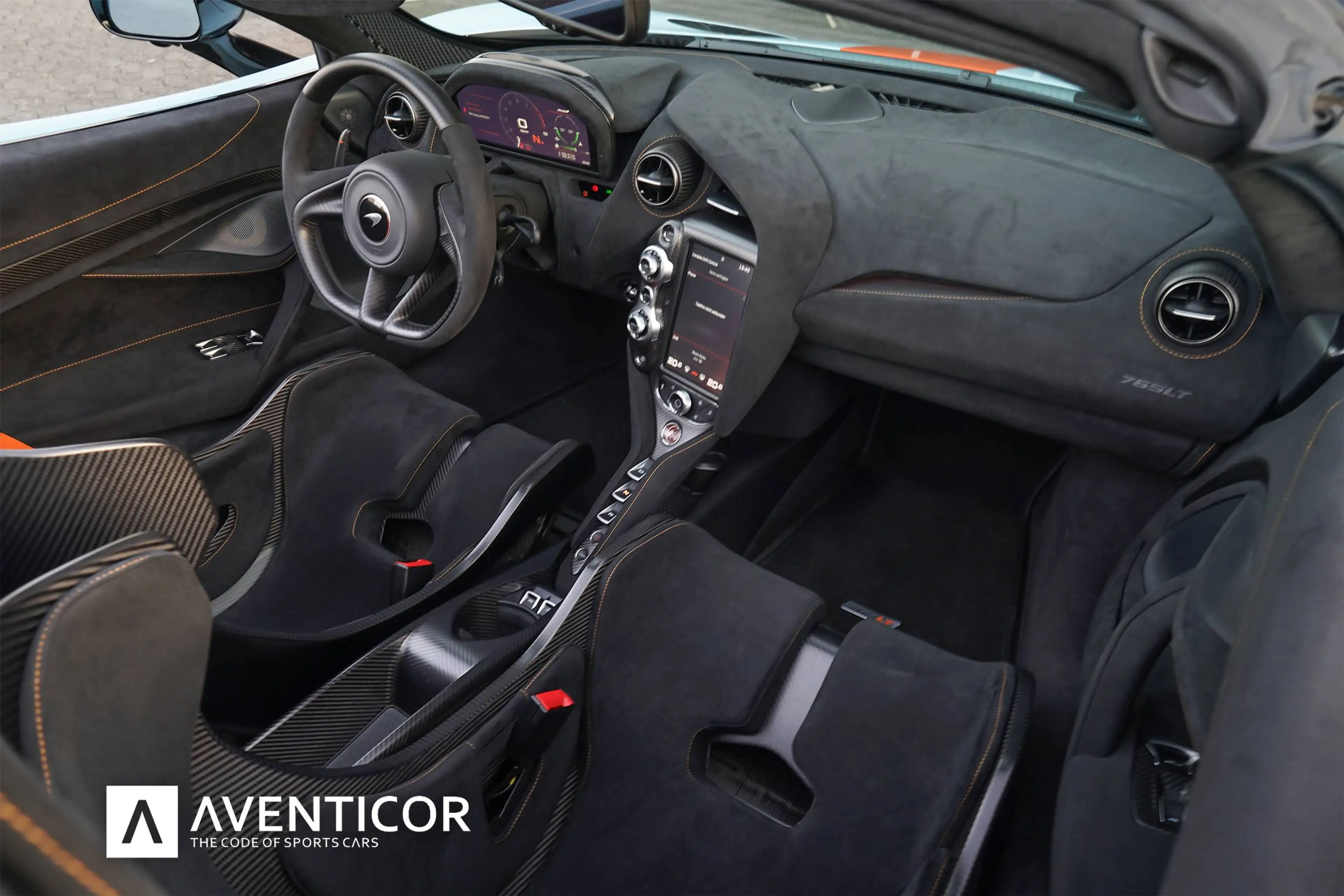 McLaren 765LT Spider MSO | 1 OF 1 | TAX | CARBON | LIFT — photo 12