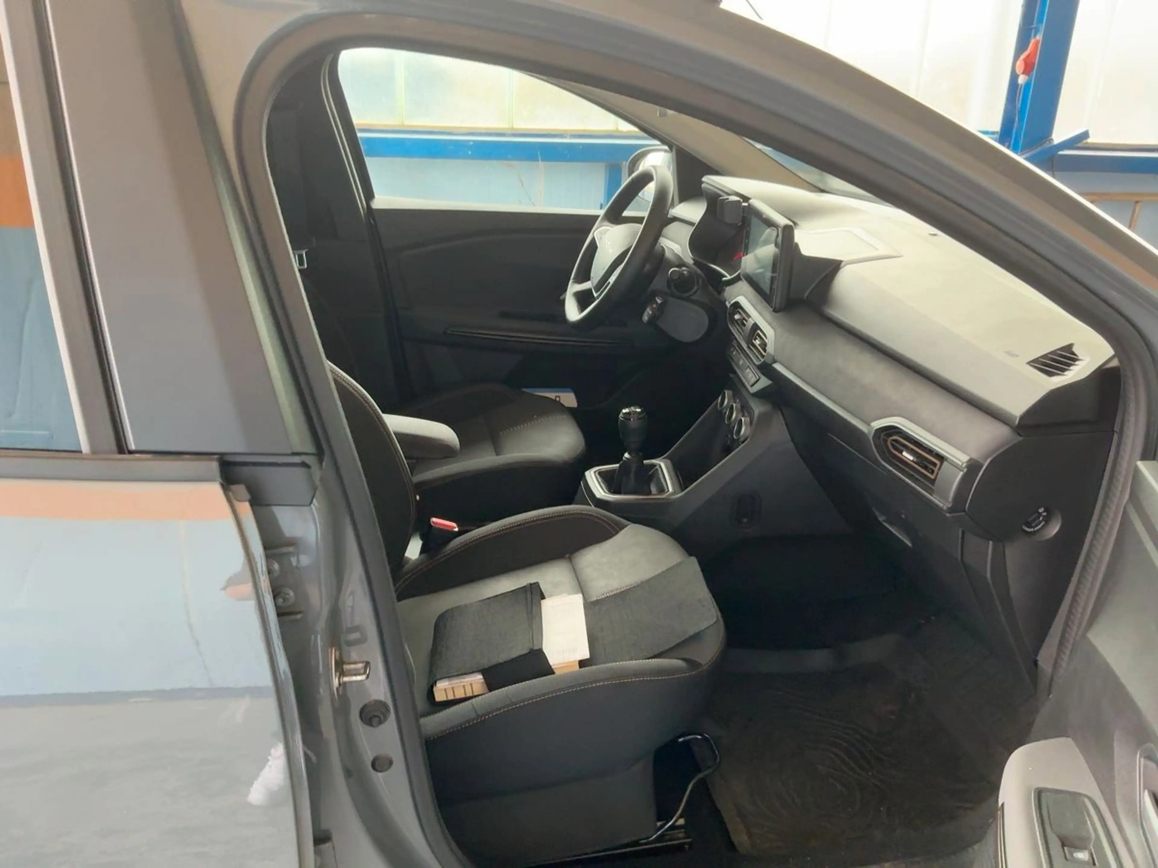 Dacia Jogger Extreme+ LPG 7-Sitze Navi Sitzhzg Kamera — photo 14