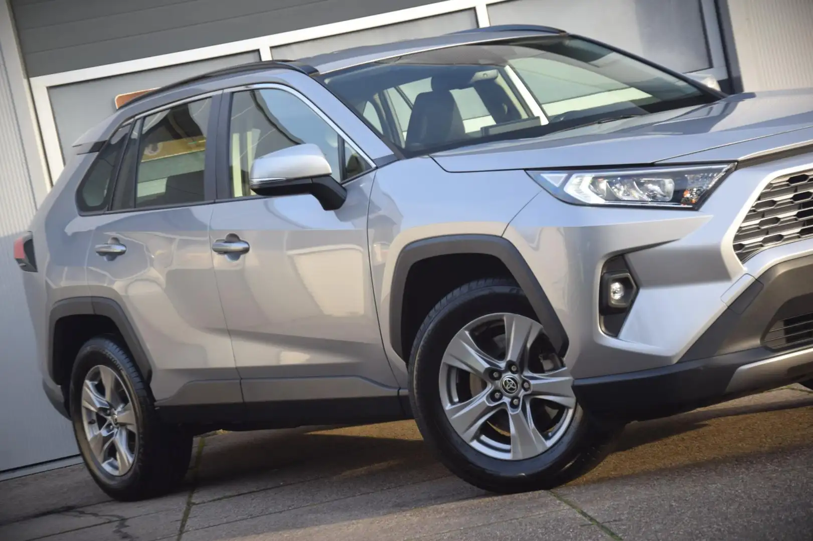 Toyota RAV 4 2.0 VVT-iE Active 2000KG trekgewicht! TREKHAAK/APP Grigio - 2