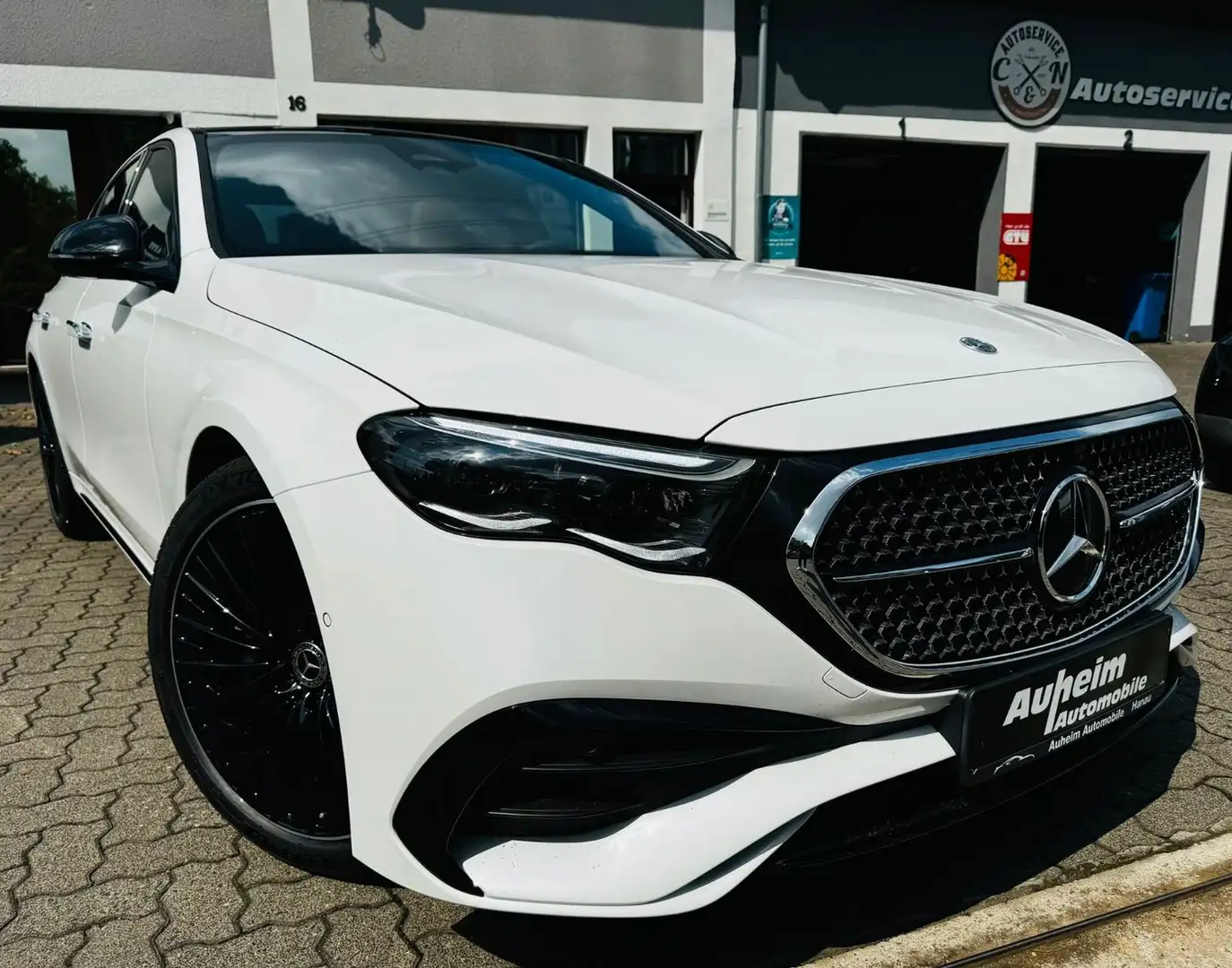 Mercedes-Benz E 200 AMG Line Premium Plus Hyper 360 Cam EURO 1 Blanc - 1