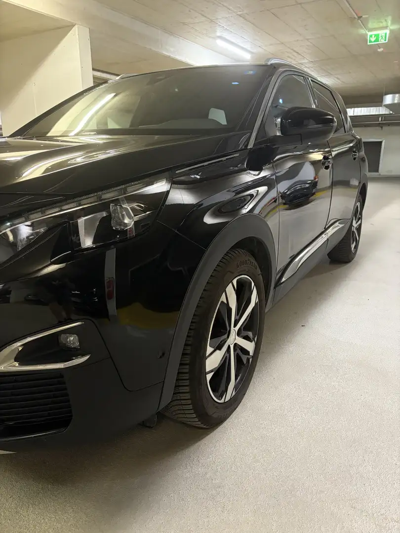 Peugeot 5008 2,0 BlueHDI 150 S&S 6-Gang GT Line Schwarz - 2