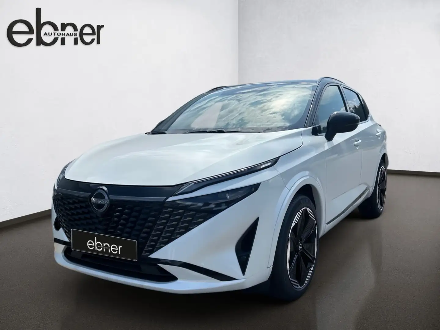 Nissan Qashqai 1.3 DIG-T Aut. N-Design | 360° Kamera | Schwarz - 2