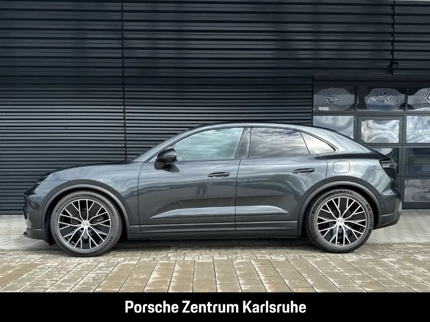 Porsche Macan BOSE Surround-View InnoDrive Panoramadach Grau - 2