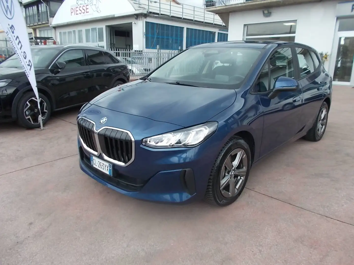 BMW 223 223d Active Tourer mhev 48V xdrive auto Blau - 1