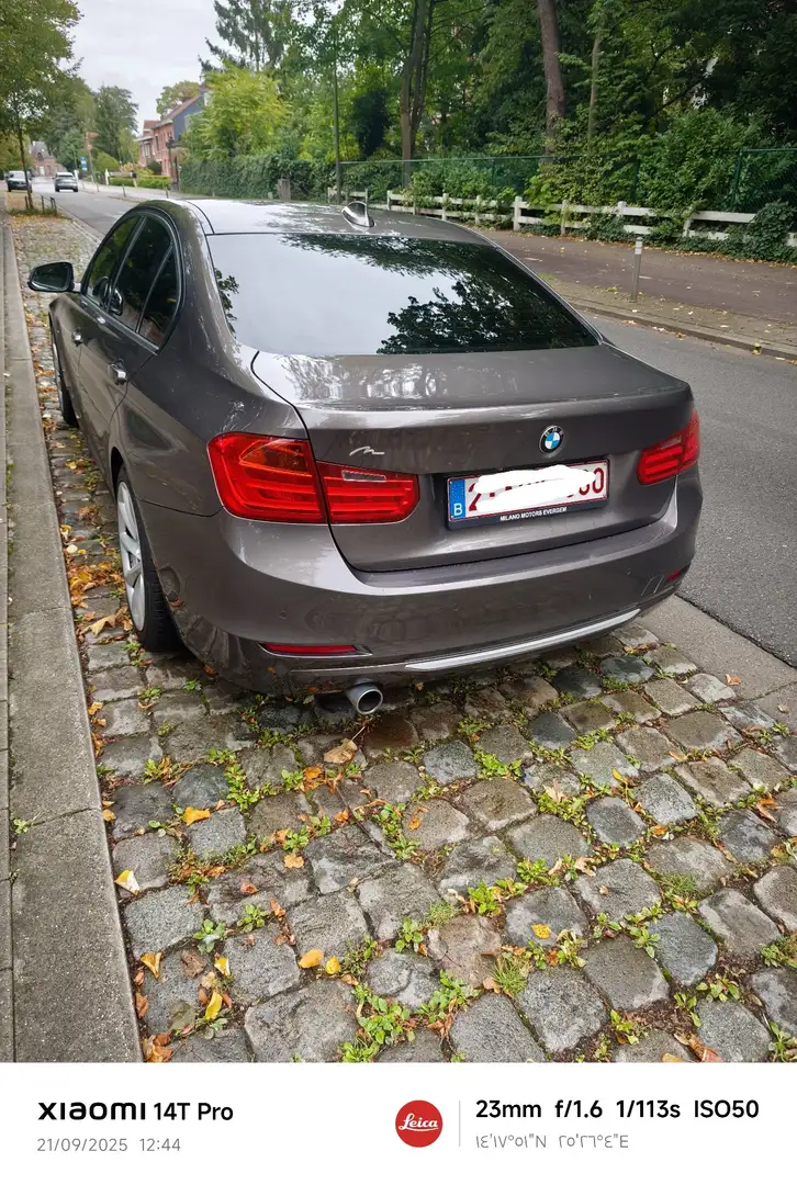 BMW 320 320i Touring Automatisch - 2