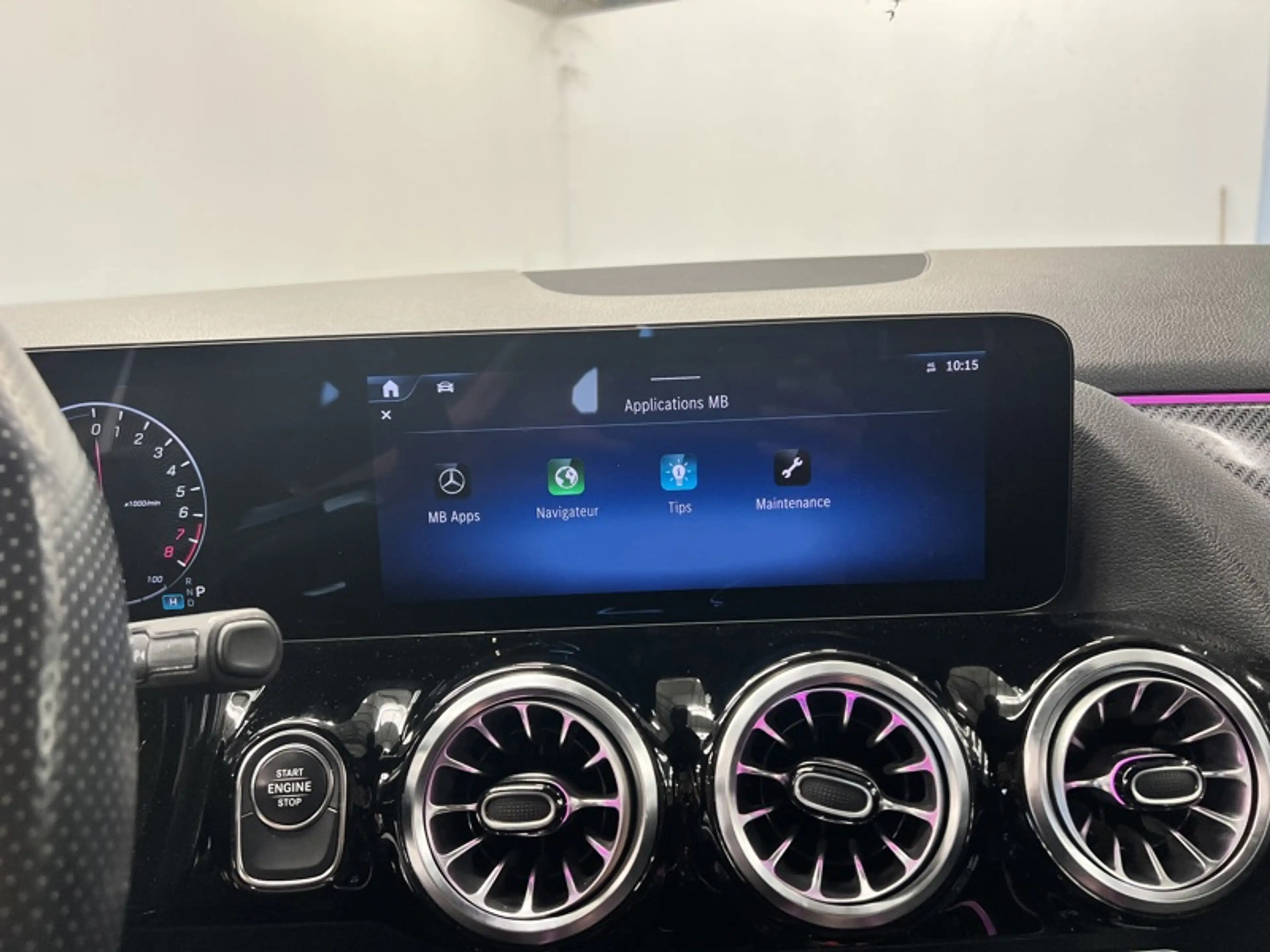 Mercedes-Benz GLA 250 e AMG Pack Night — photo 15