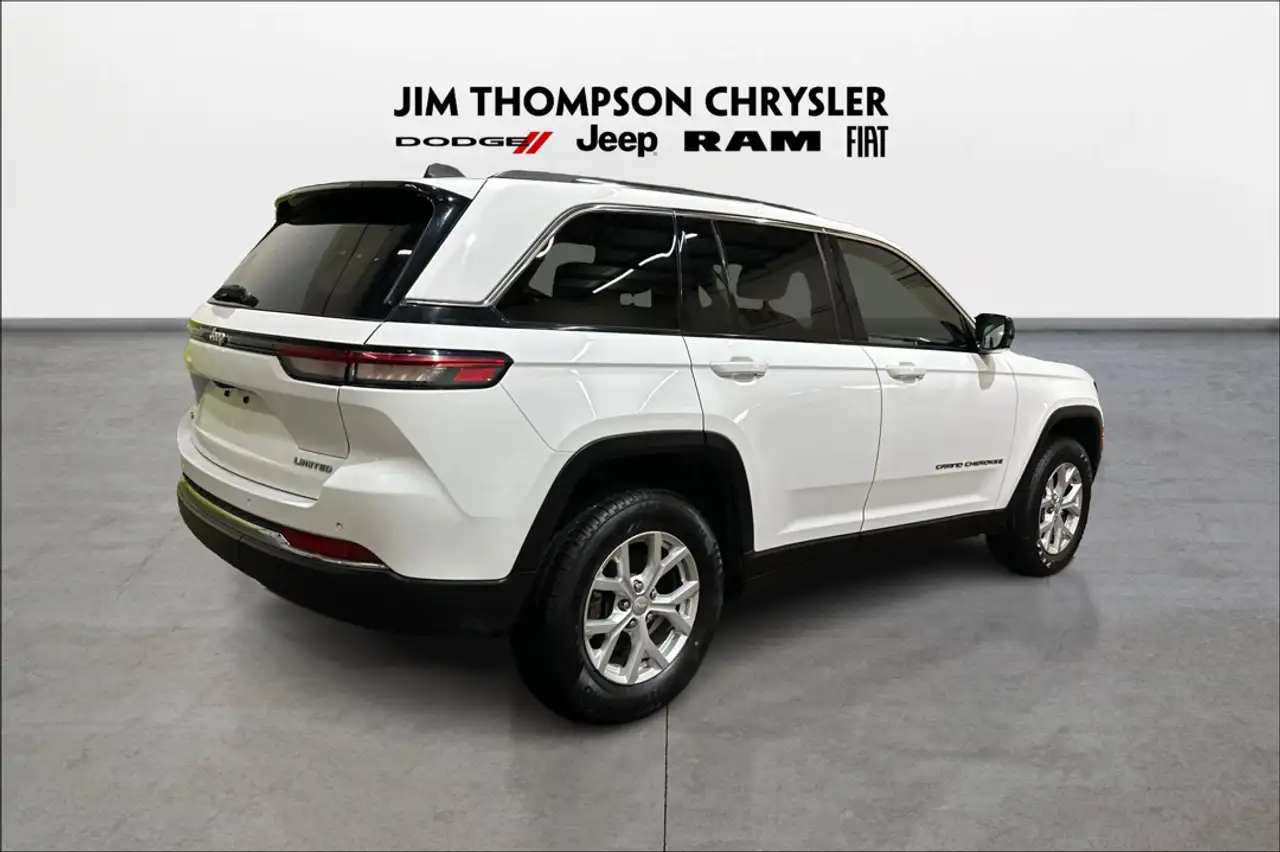 Jeep Grand Cherokee снимка Jeep Grand Cherokee
