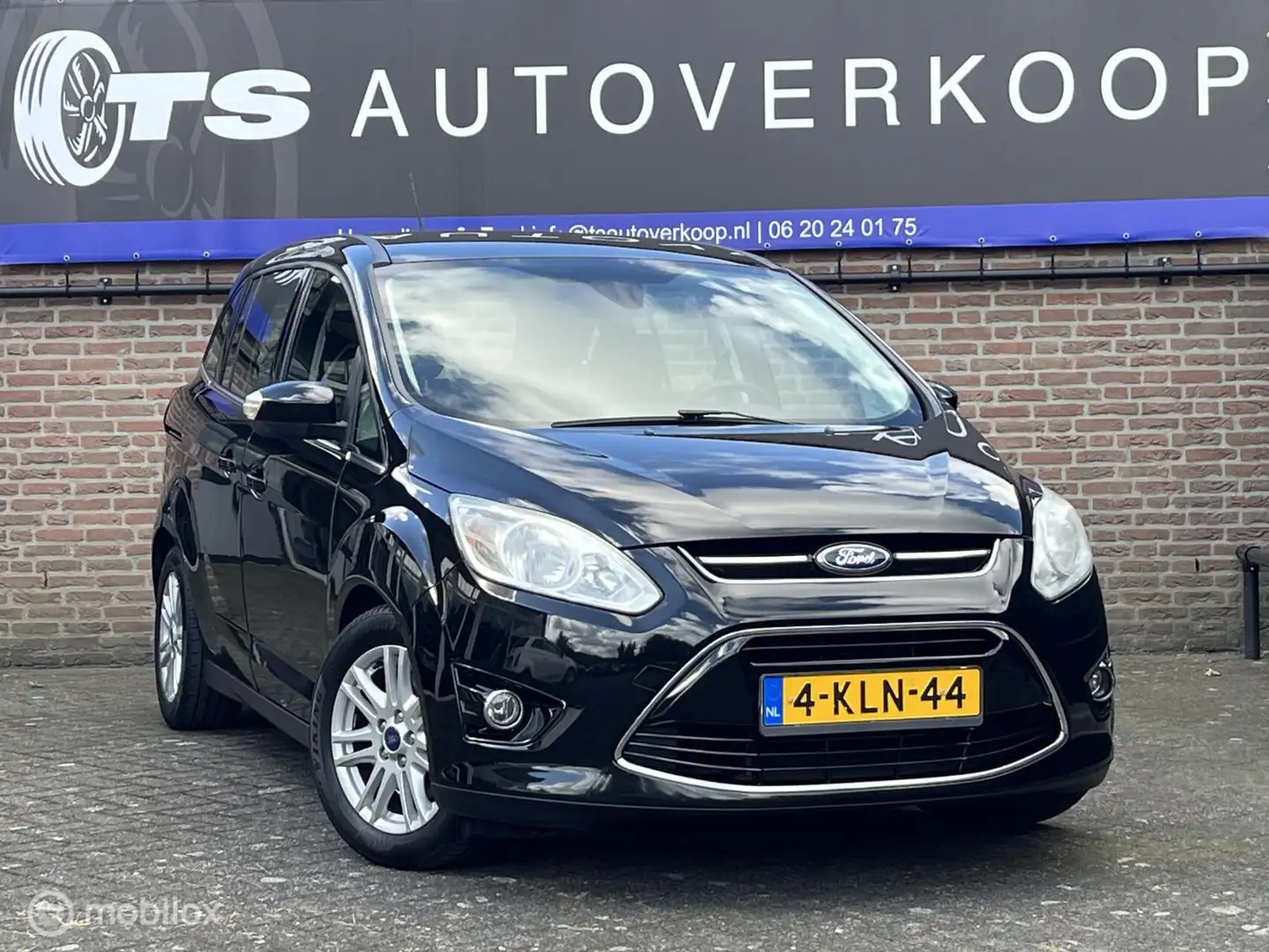 Ford Grand C-Max 1.0 Titanium+NAVIGATIE+CRUISE+CLIMATE Zwart - 2