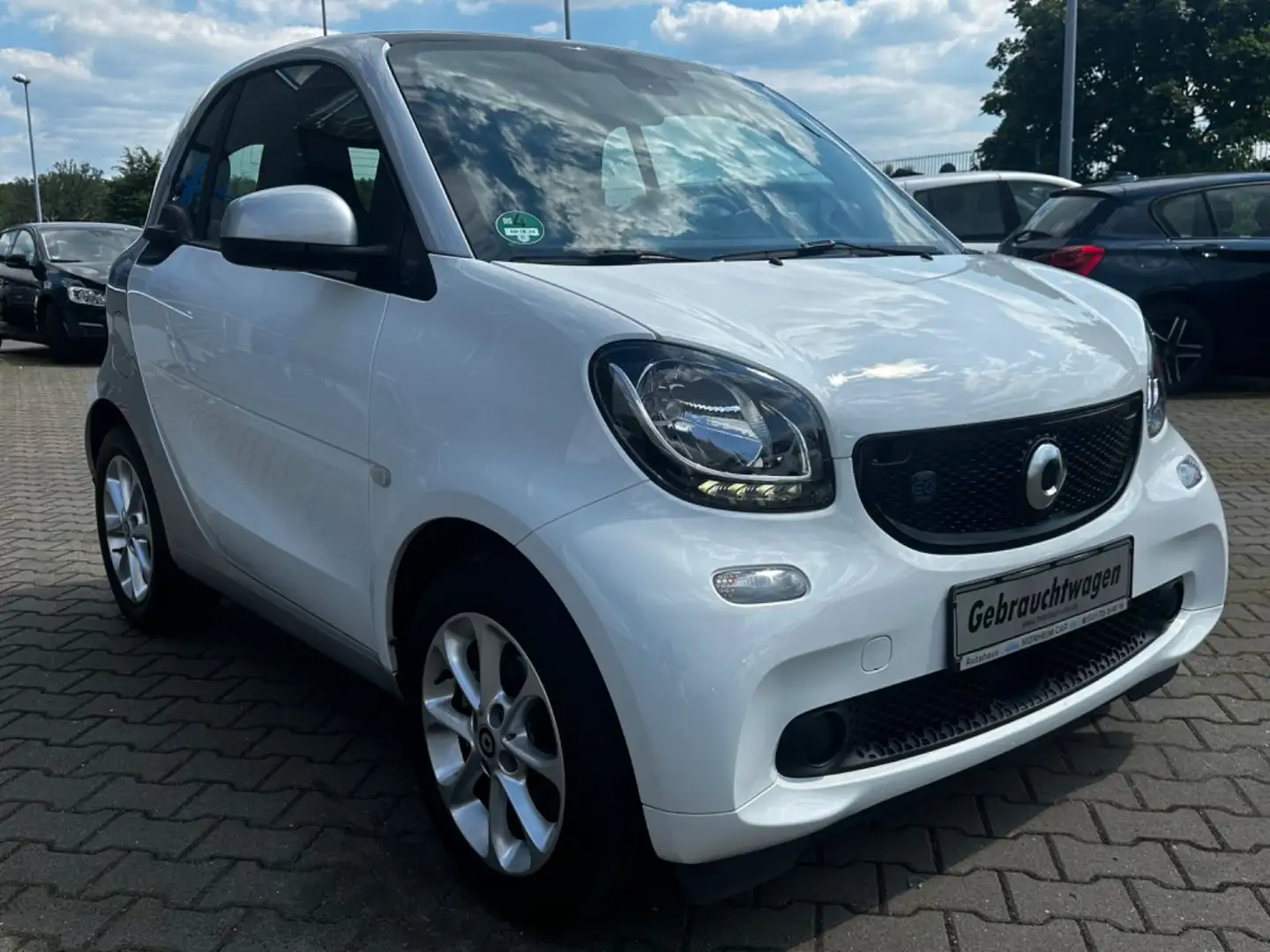smart forTwo fortwo coupe electric drive / EQ Silber - 2