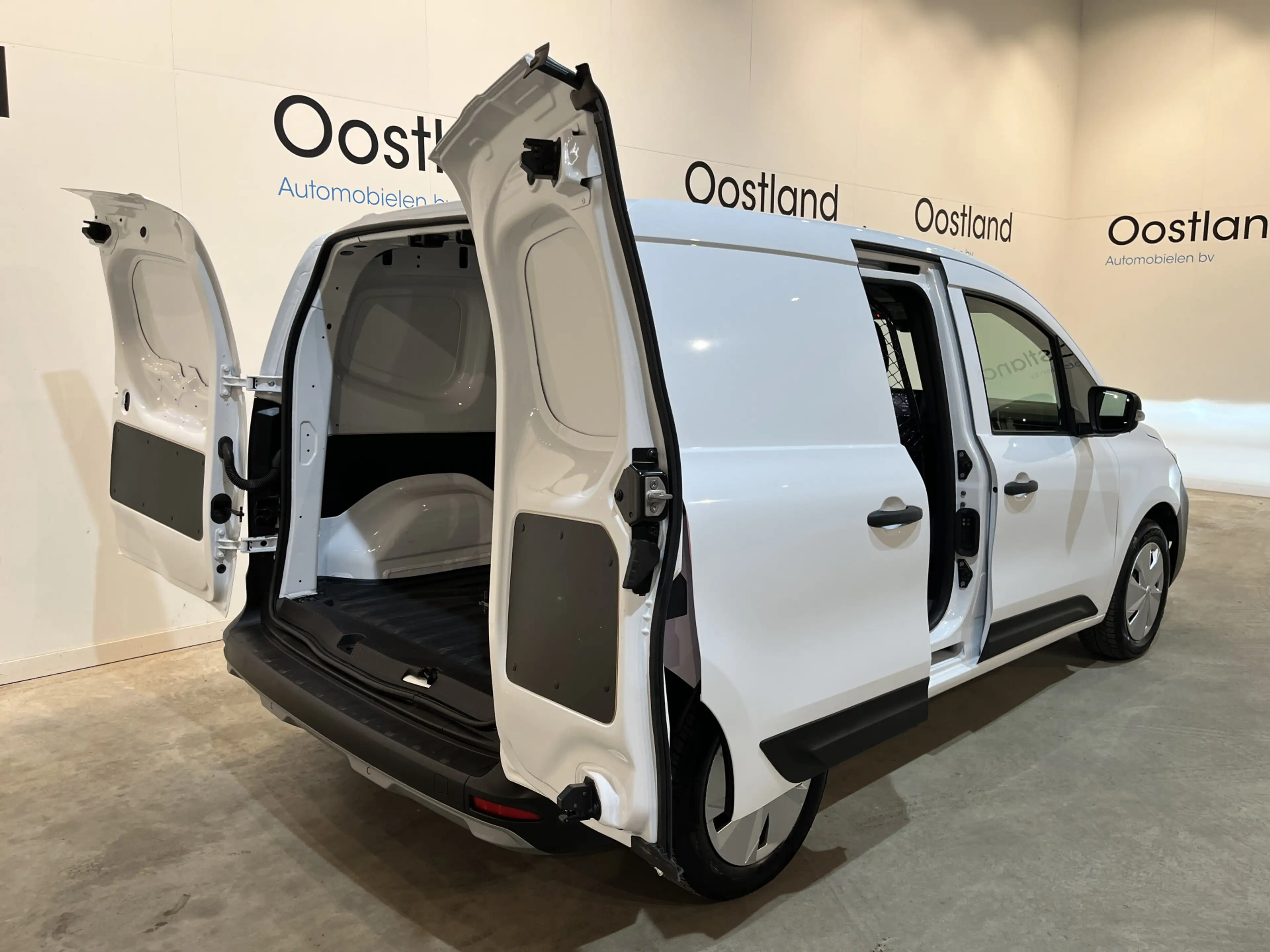 Nissan Townstar N-Connecta L1 44 kWh / 100% elektrisch !! / SOH 99 — photo 3
