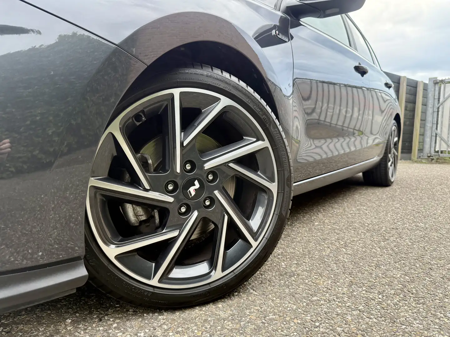 Hyundai i30 Wagon 1.5 T-GDi MHEV N Line Sky 1e EIG., dealer on Gris - 2