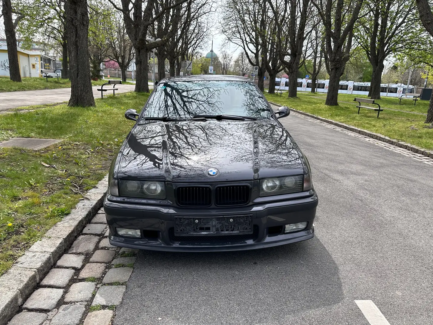 BMW 325 325i Šedá - 1