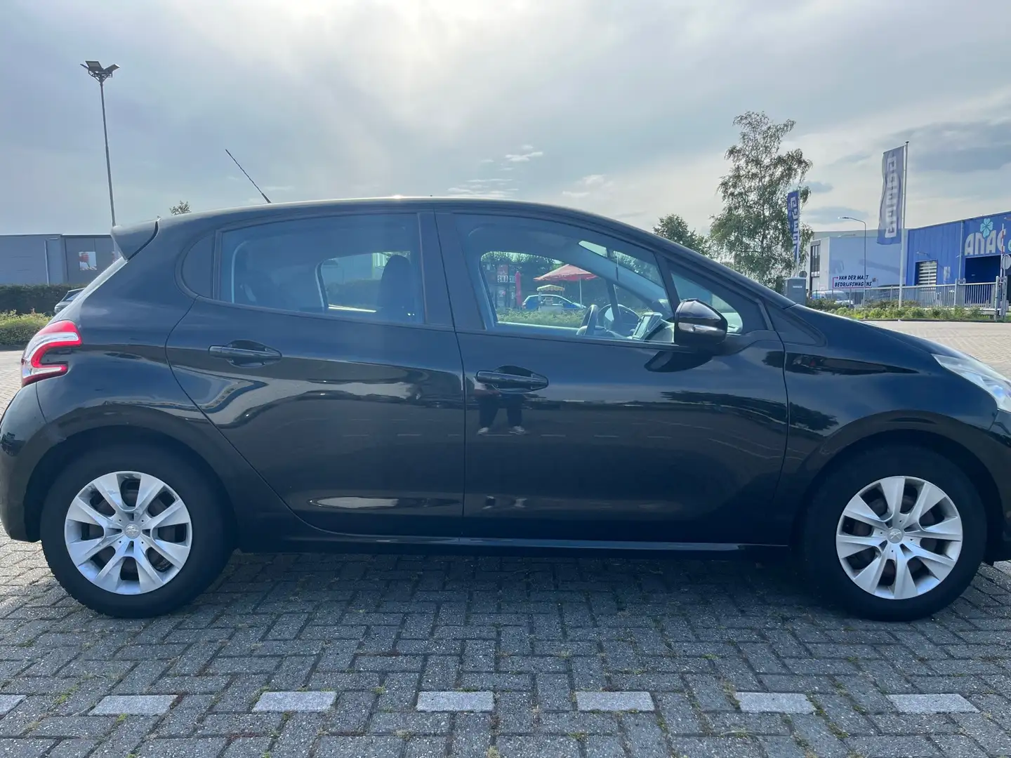 Peugeot 208 1.2 VTi Blue Lease Zwart - 2