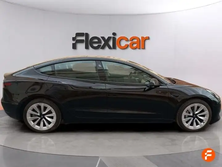 Tesla Model 3 2024, foto 9