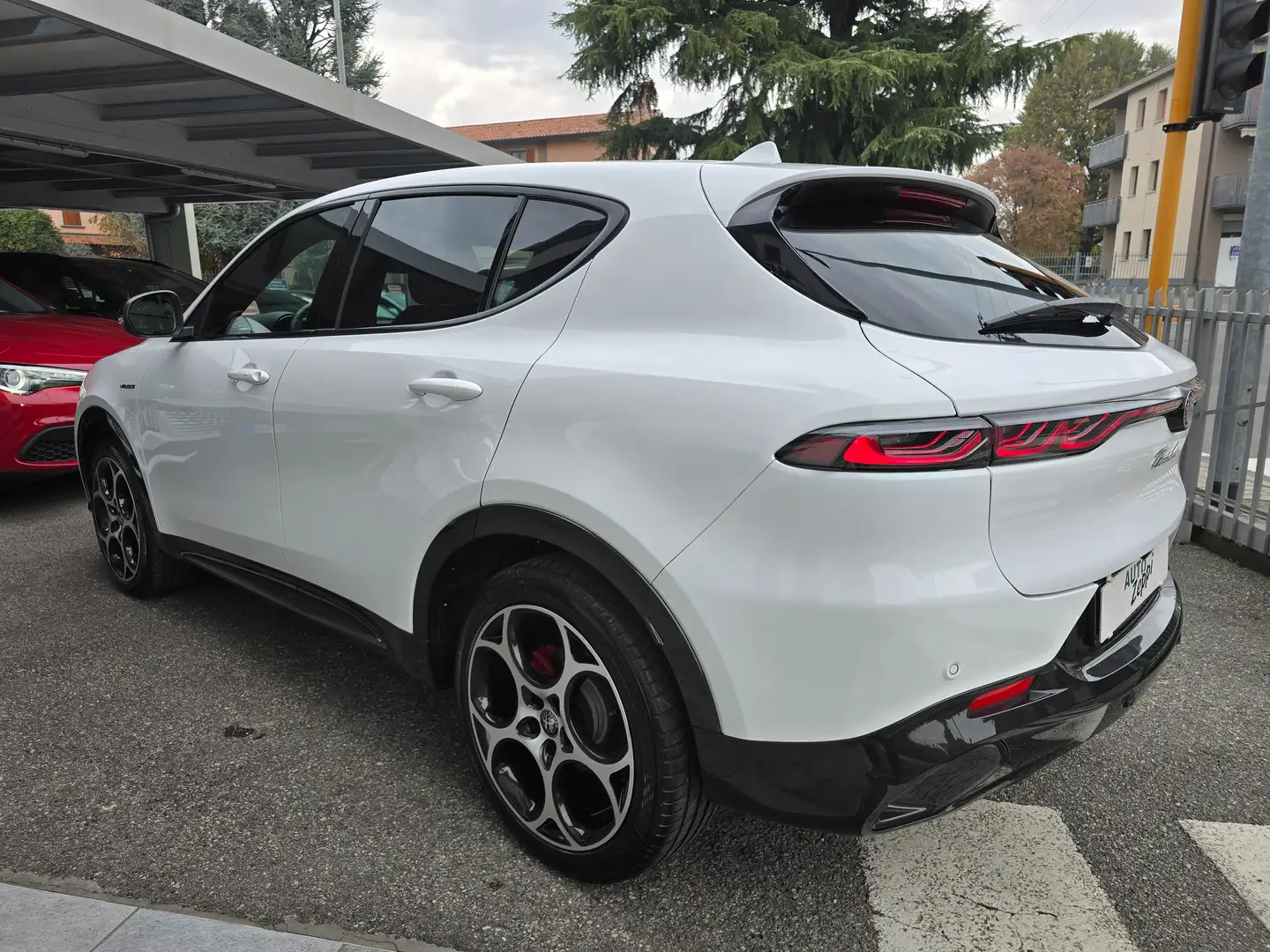 Alfa Romeo Tonale 1.5 Hybrid 160cv Veloce tct7 Білий - 2