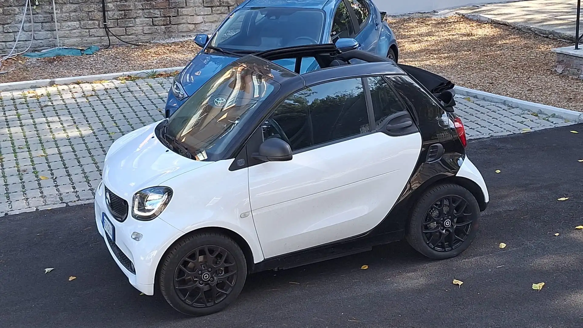 smart forTwo Fortwo III 2015 Cabrio Cabrio eq Passion my19 Blanco - 2