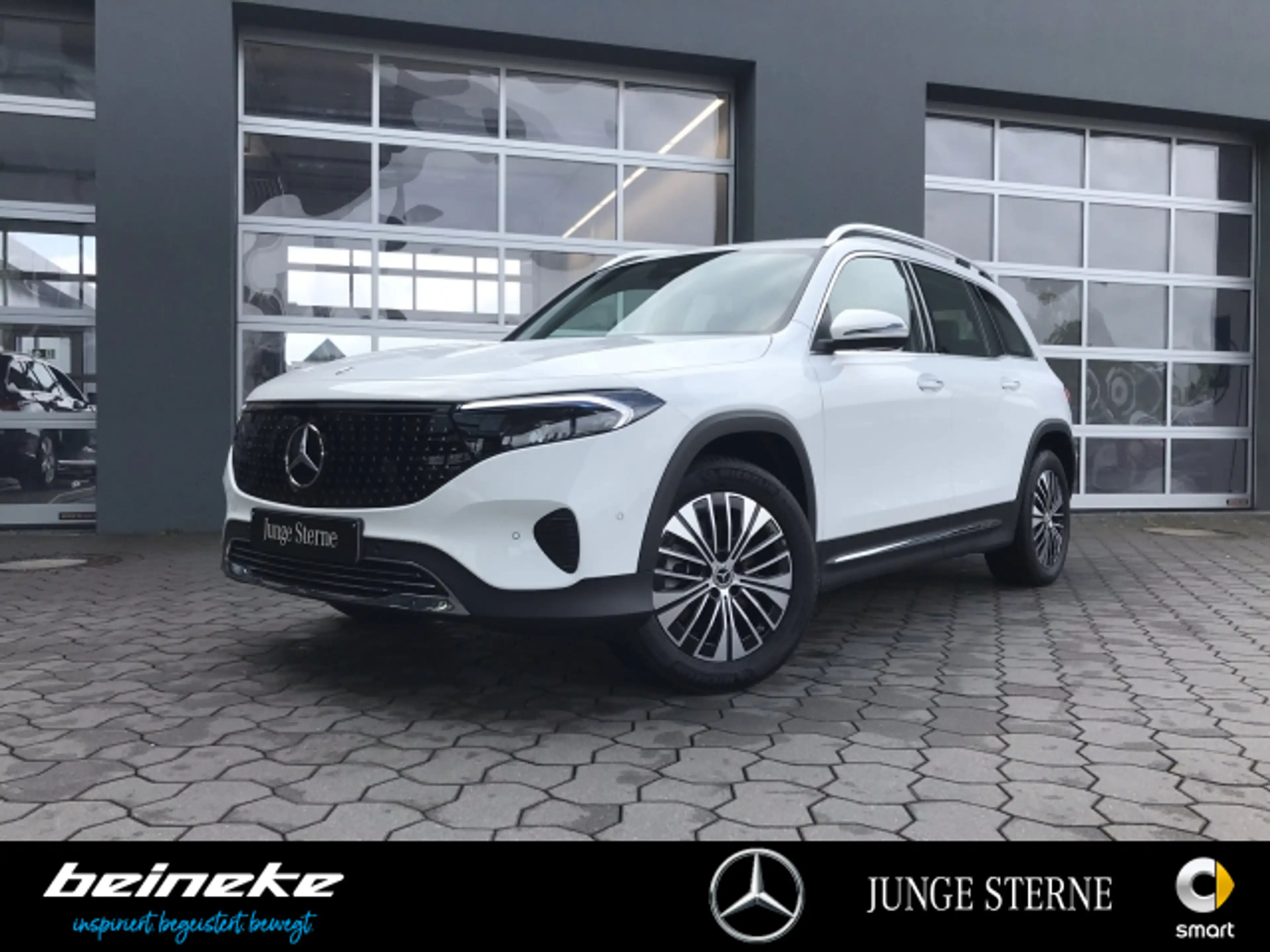 Mercedes-Benz EQB 300 EQB 300 4M Electric Art Advanced plus Winterp. — photo 2